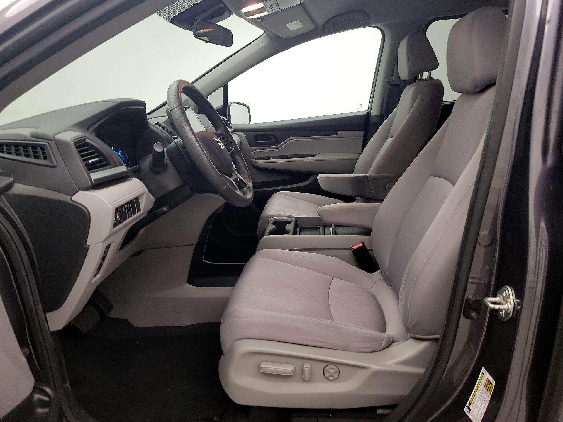 Thumbnail: 2018 Honda Odyssey - 11