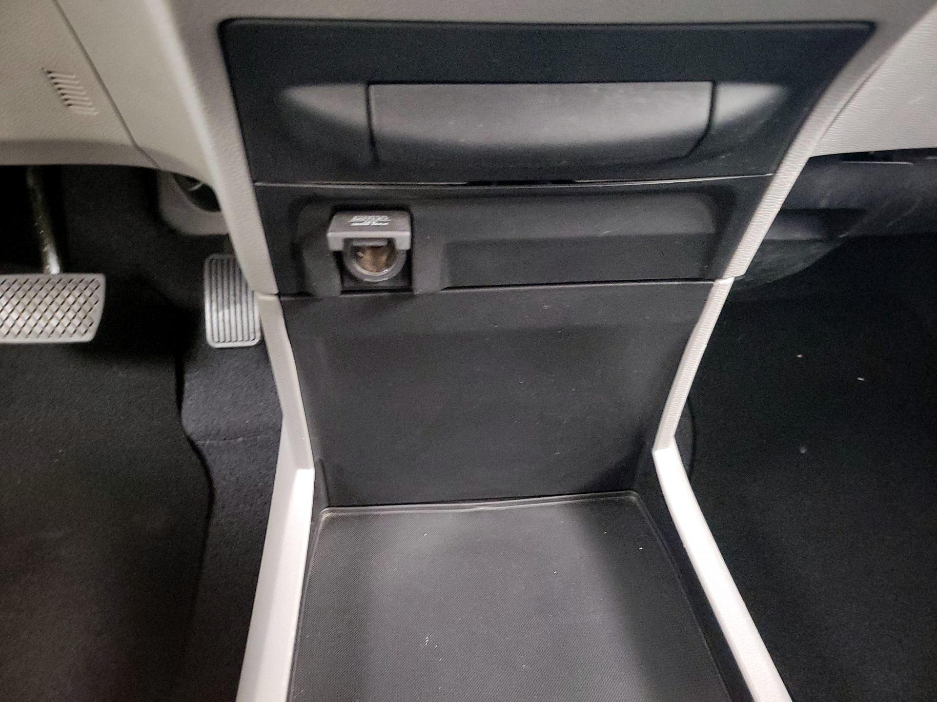 Thumbnail: 2018 Honda Odyssey - 18