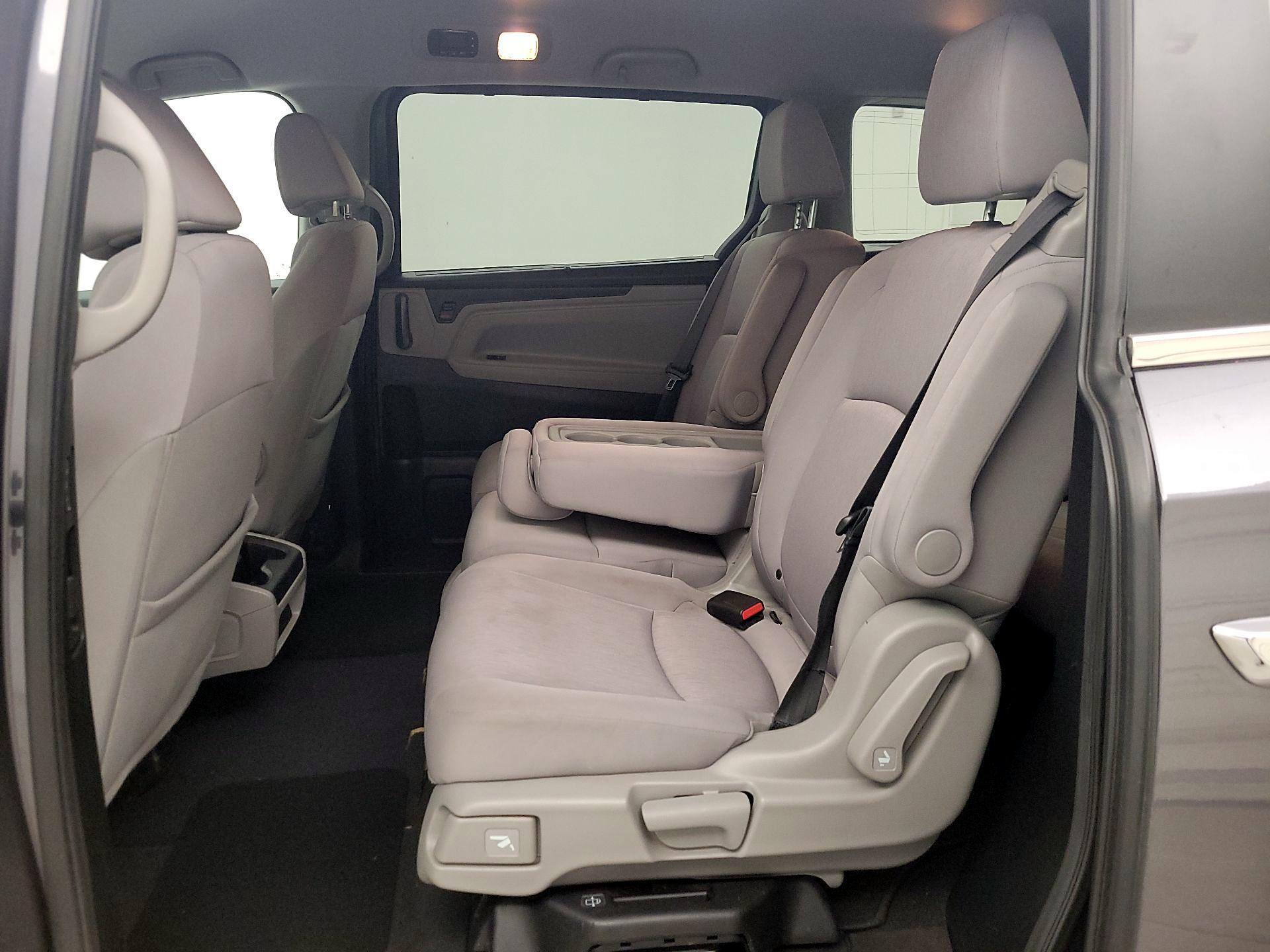 Thumbnail: 2018 Honda Odyssey - 19