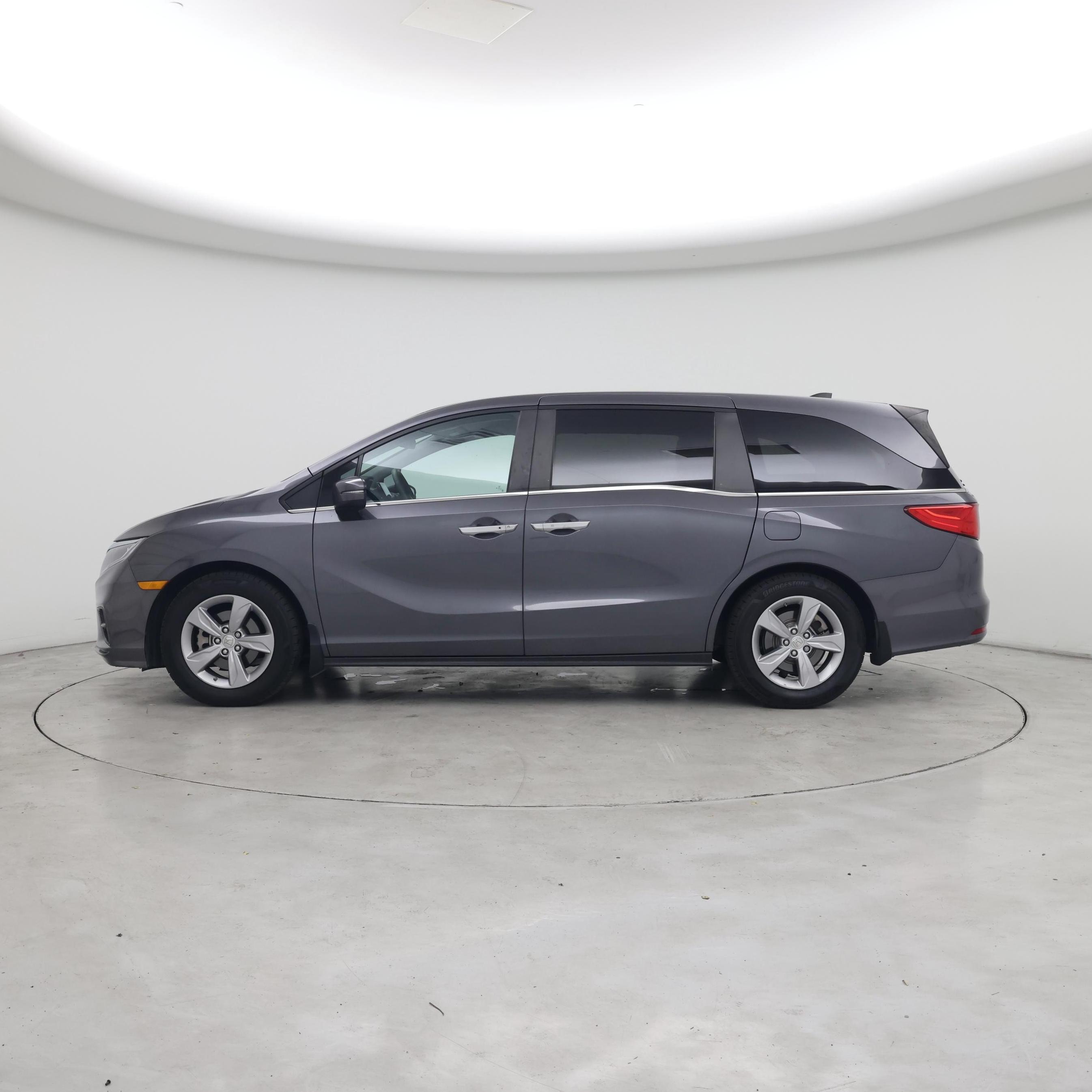Thumbnail: 2018 Honda Odyssey - 3