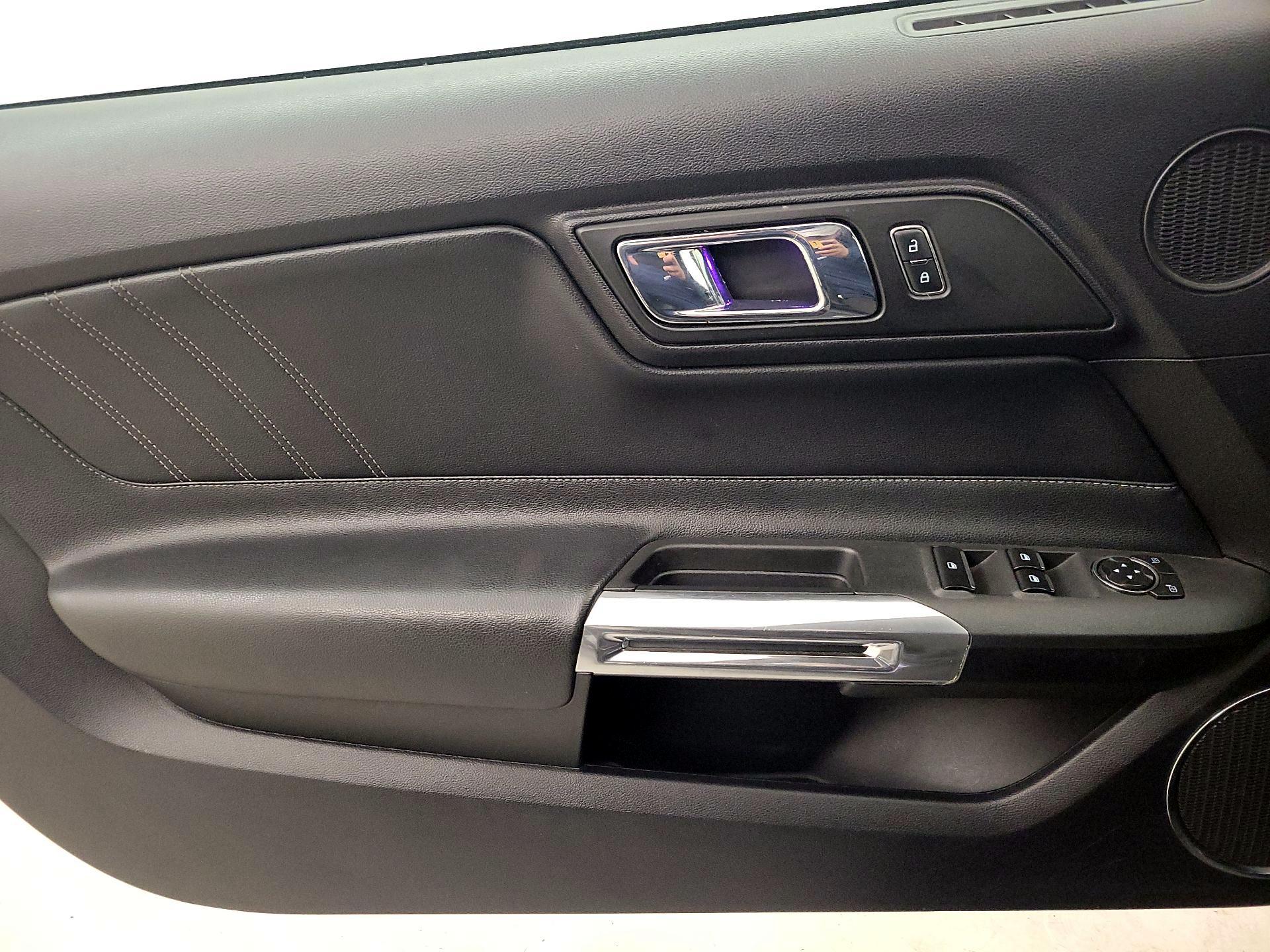 Thumbnail: 2017 Ford Mustang - 12