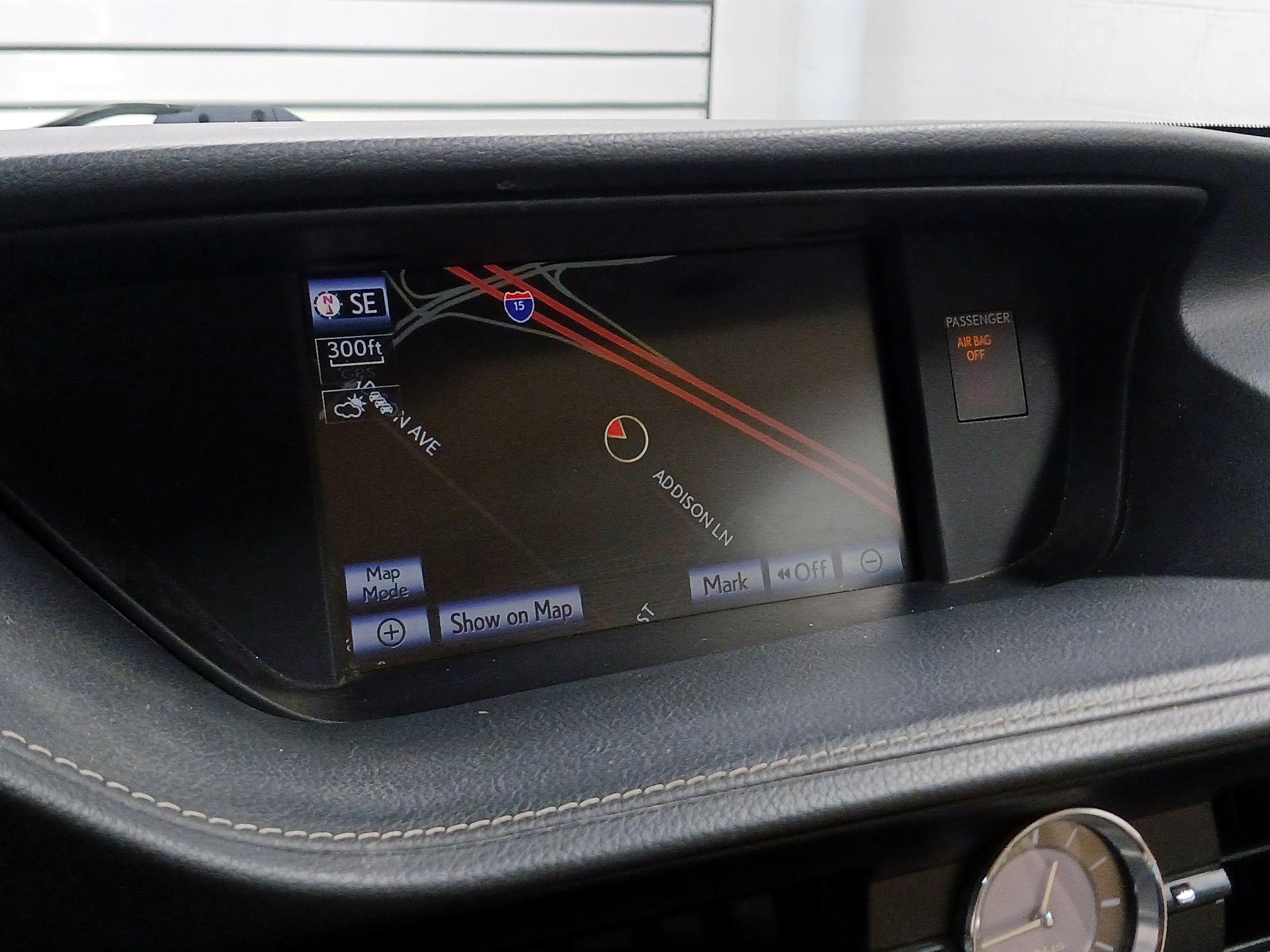 Thumbnail: 2014 Lexus ES - 15