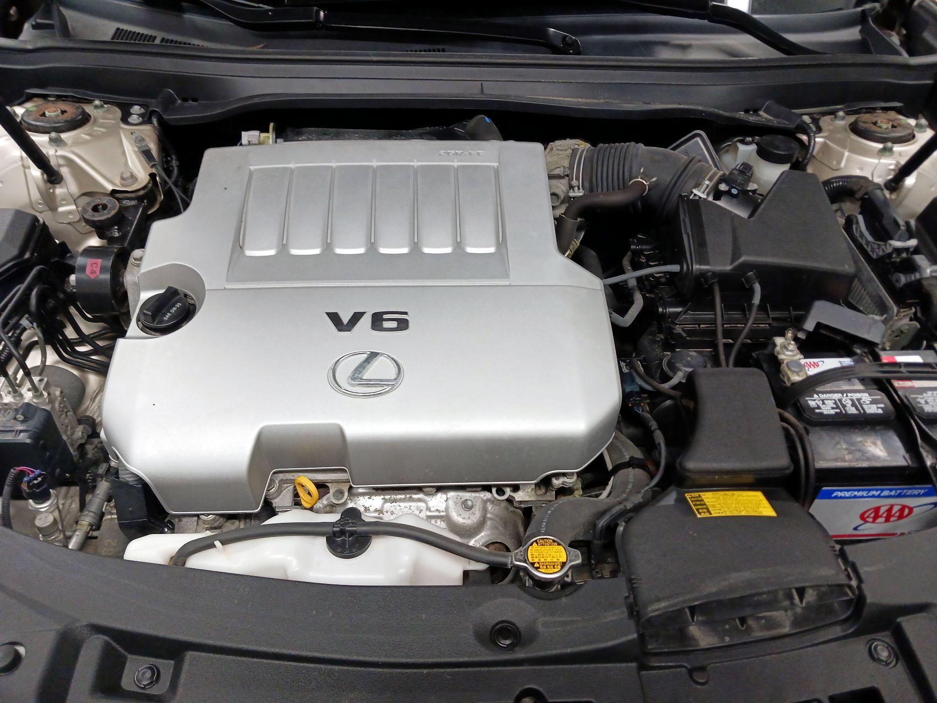 Thumbnail: 2014 Lexus ES - 19