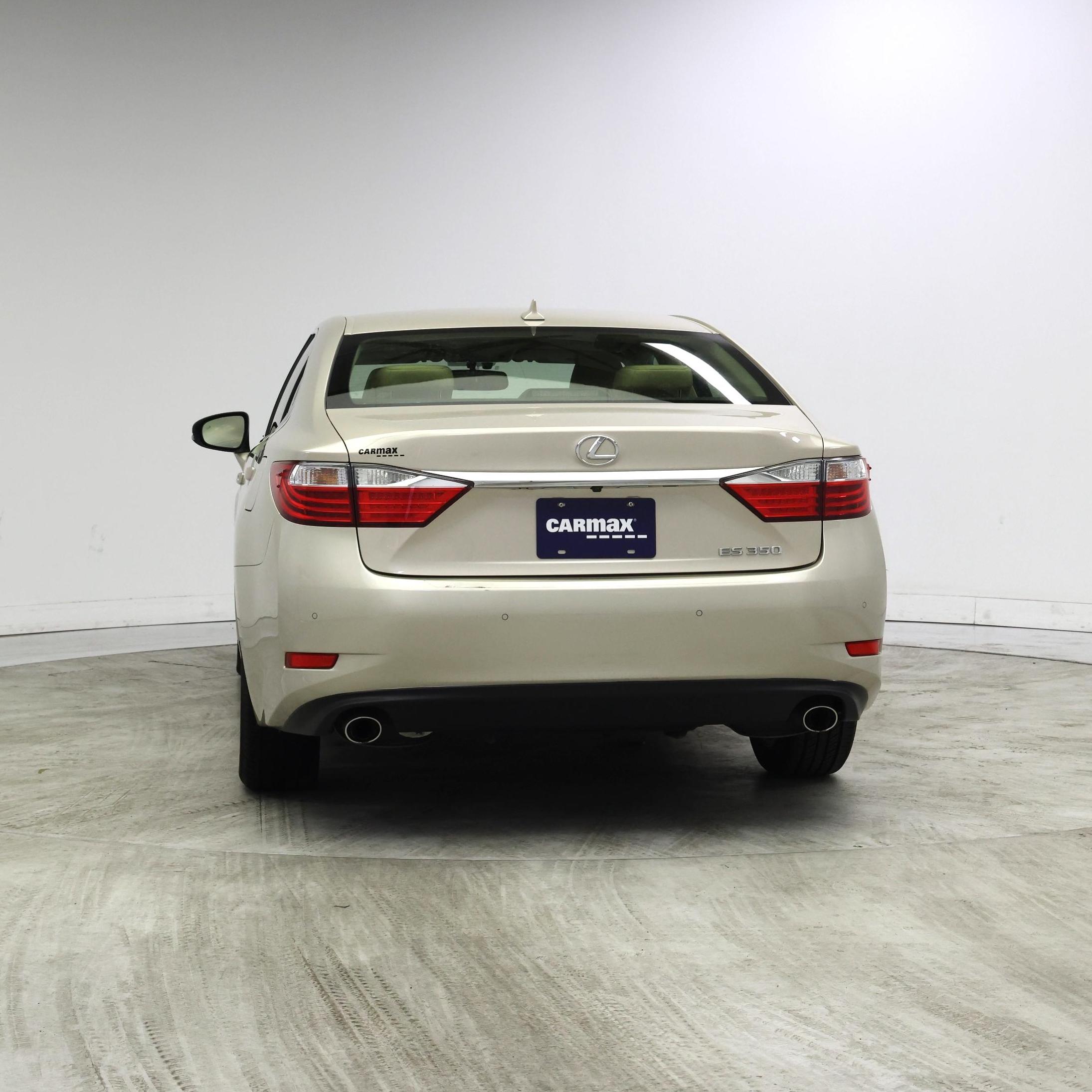 Thumbnail: 2014 Lexus ES - 6