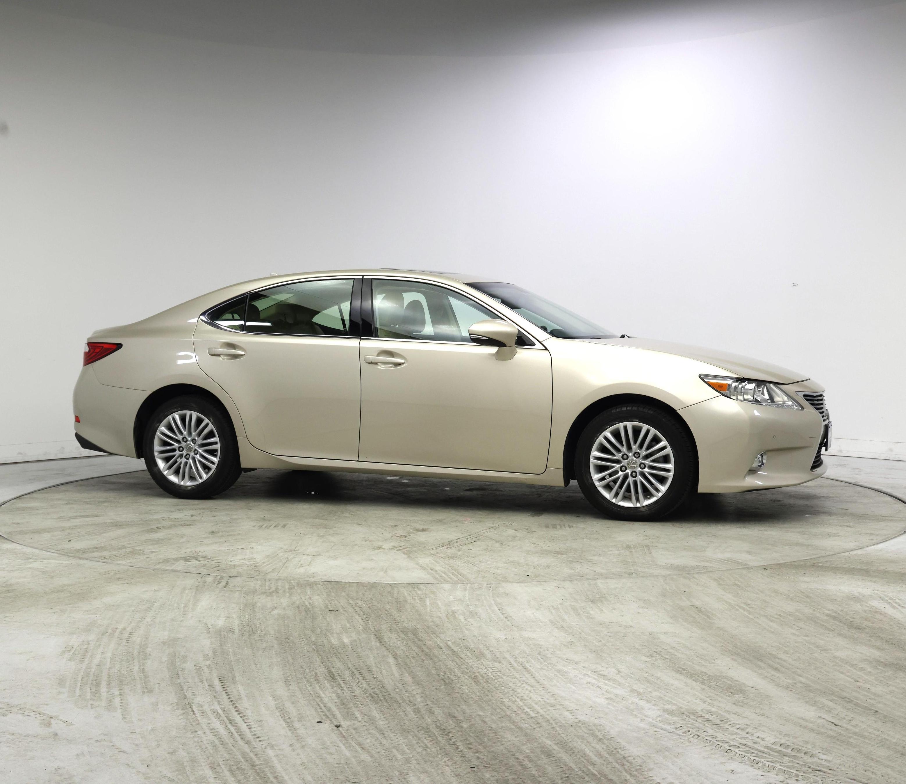 Thumbnail: 2014 Lexus ES - 7