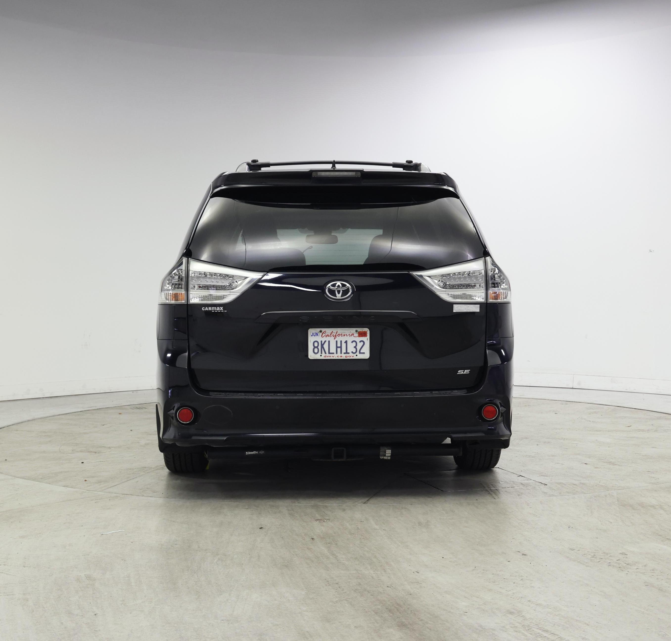 Thumbnail: 2019 Toyota Sienna - 6