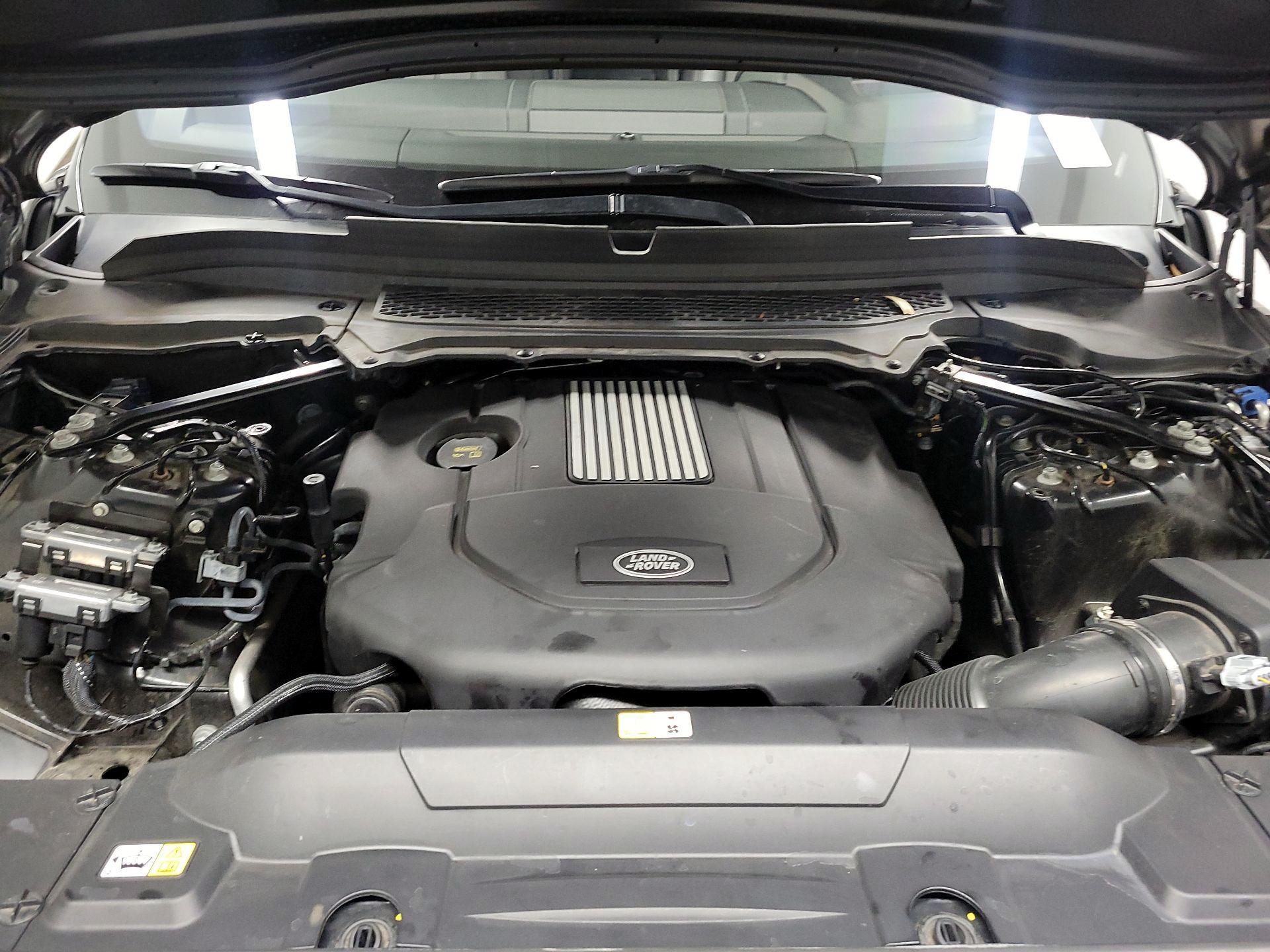 Thumbnail: 2016 Land Rover Range Rover - 18