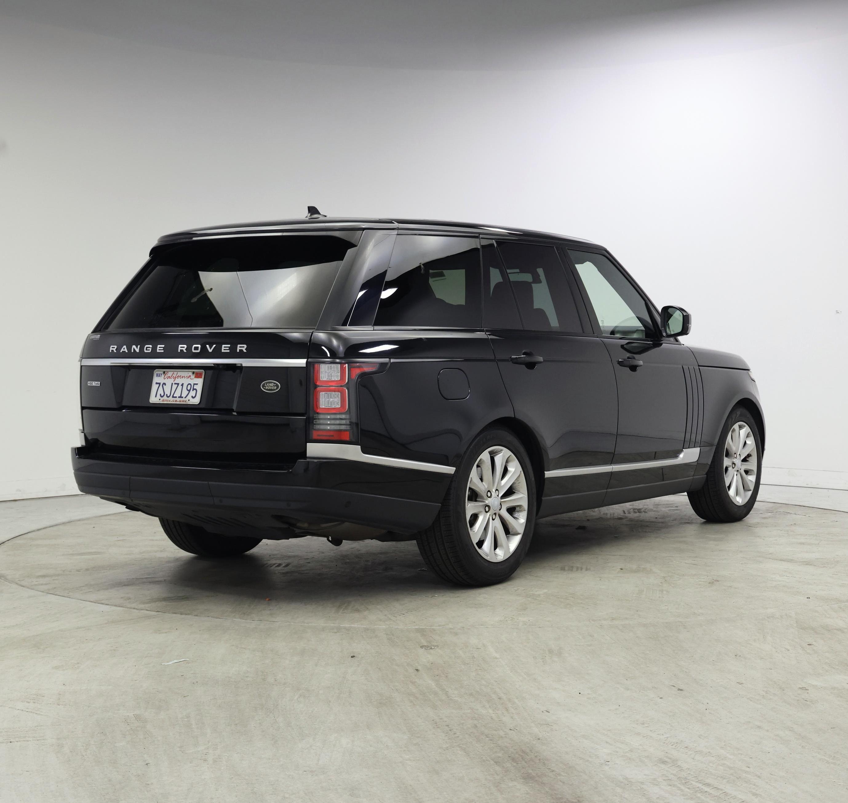 Thumbnail: 2016 Land Rover Range Rover - 8