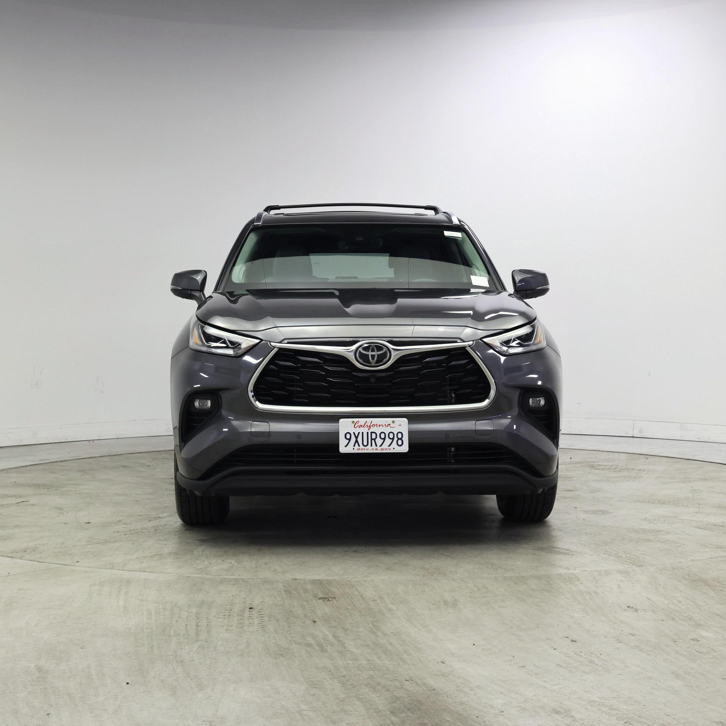 Thumbnail: 2022 Toyota Highlander - 5