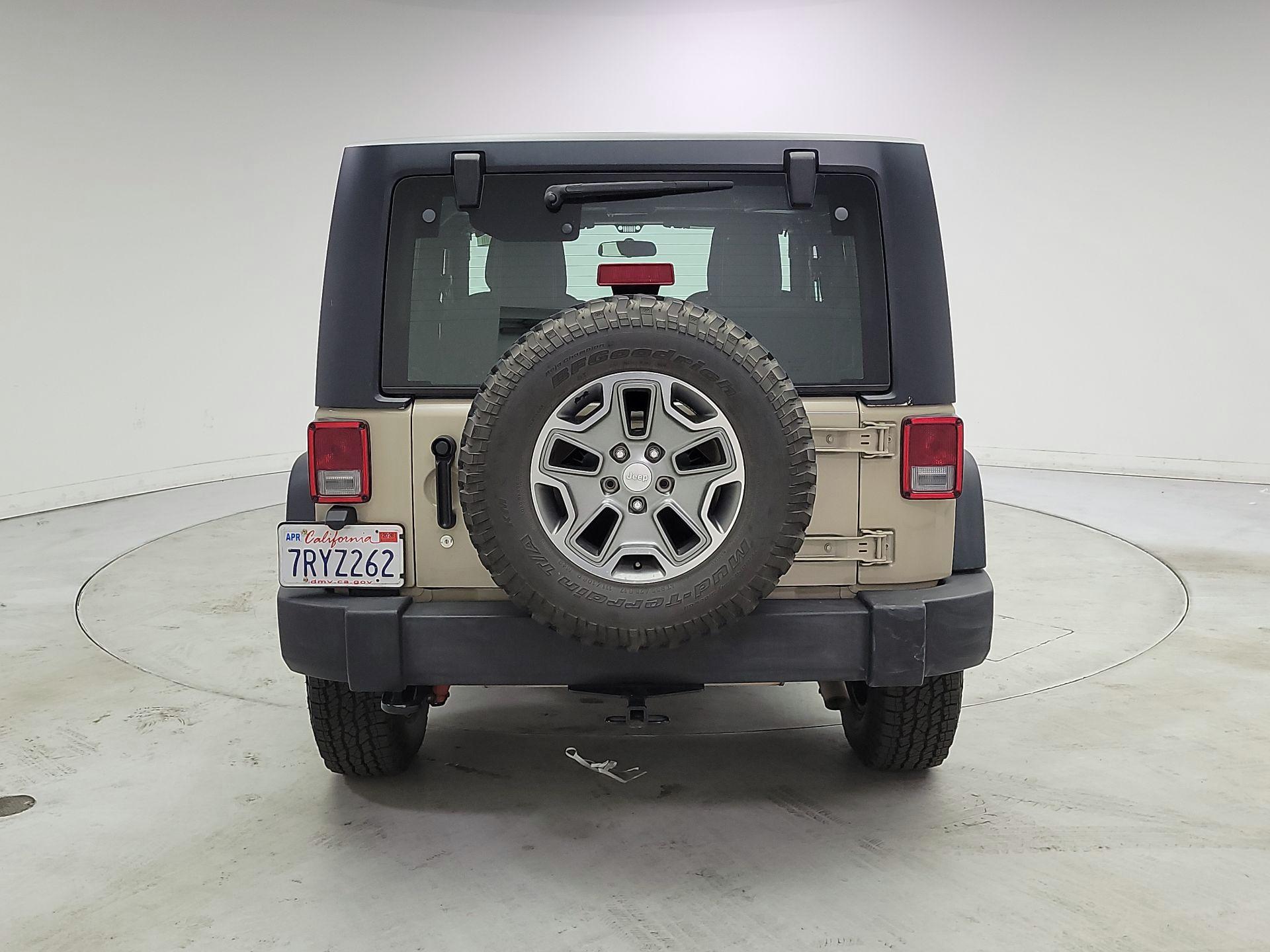 Thumbnail: 2016 Jeep Wrangler - 6