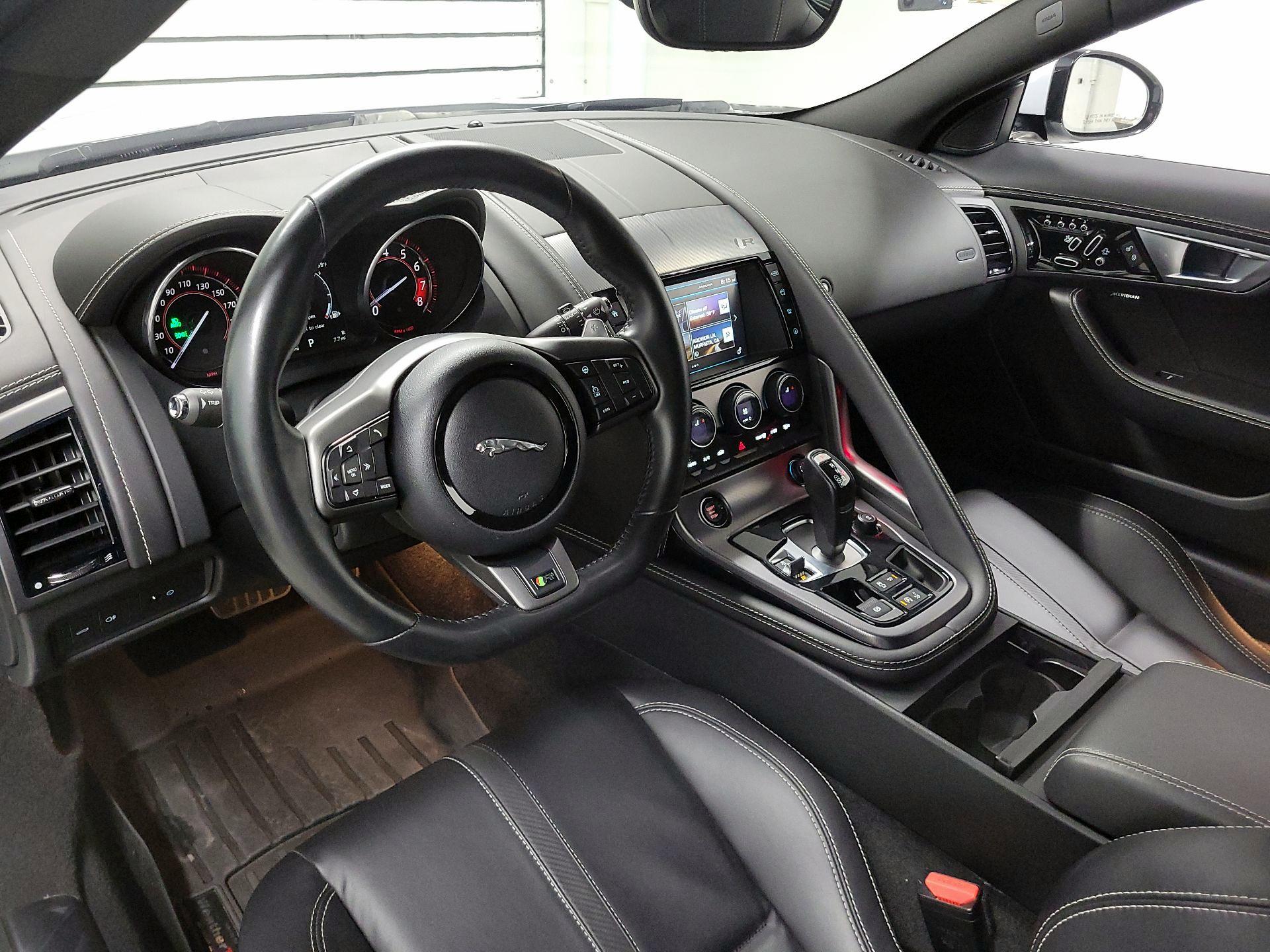 Thumbnail: 2017 Jaguar F-Type - 8