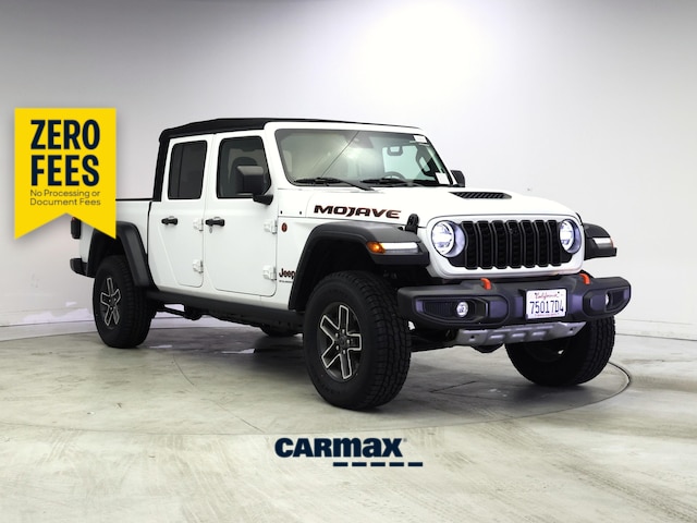 White 2024 Jeep Gladiator Pickup Truck Four-Wheel Drive Automatic