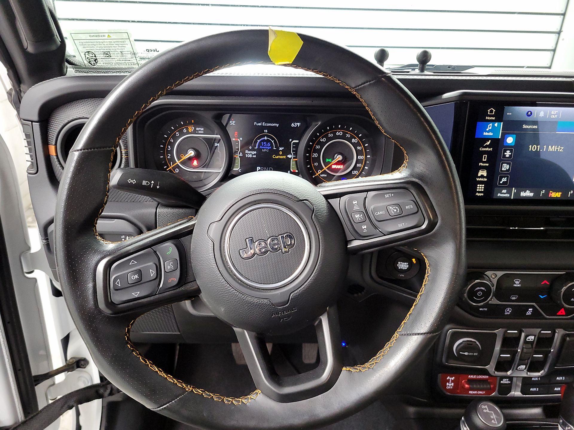 Thumbnail: 2024 Jeep Gladiator - 10