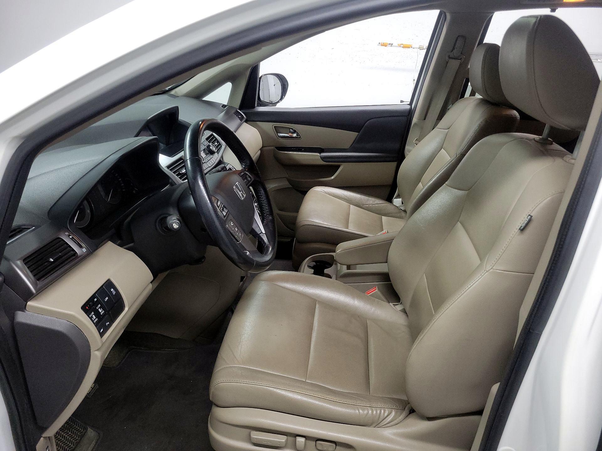 Thumbnail: 2014 Honda Odyssey - 11