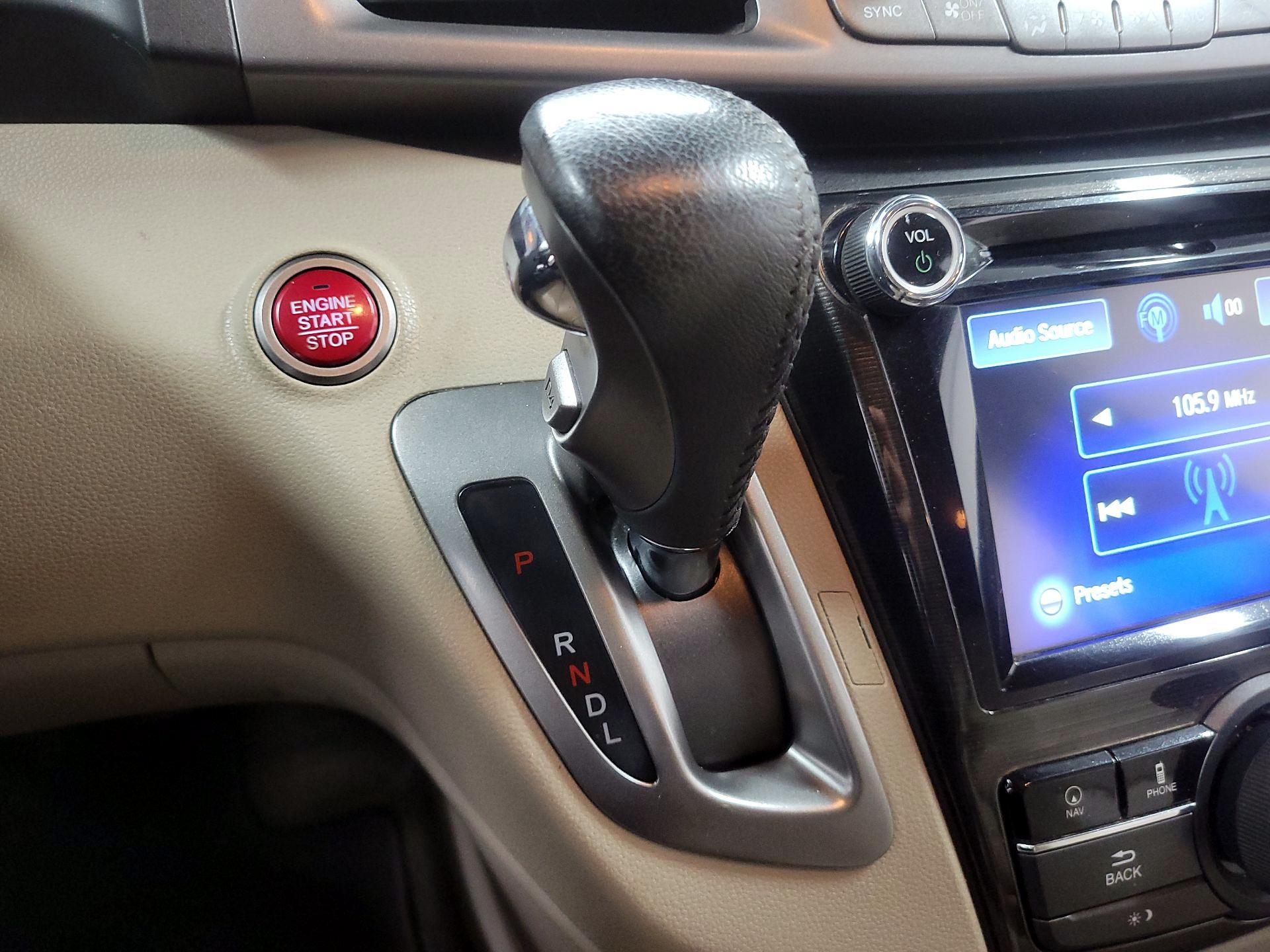 Thumbnail: 2014 Honda Odyssey - 17