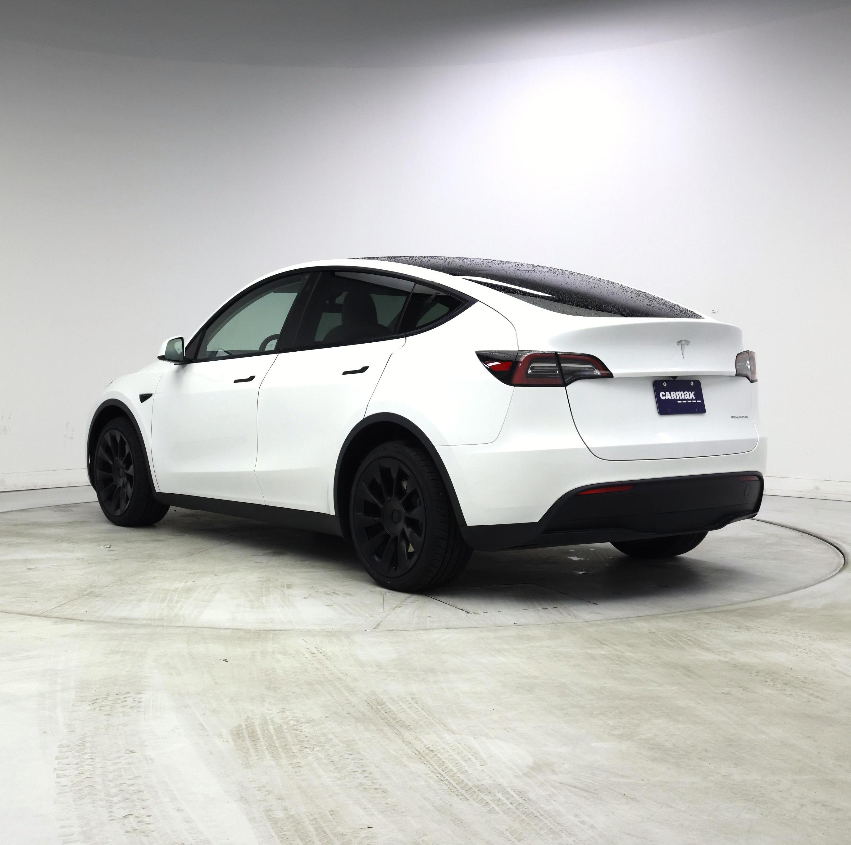 Thumbnail: 2023 Tesla Model Y - 2