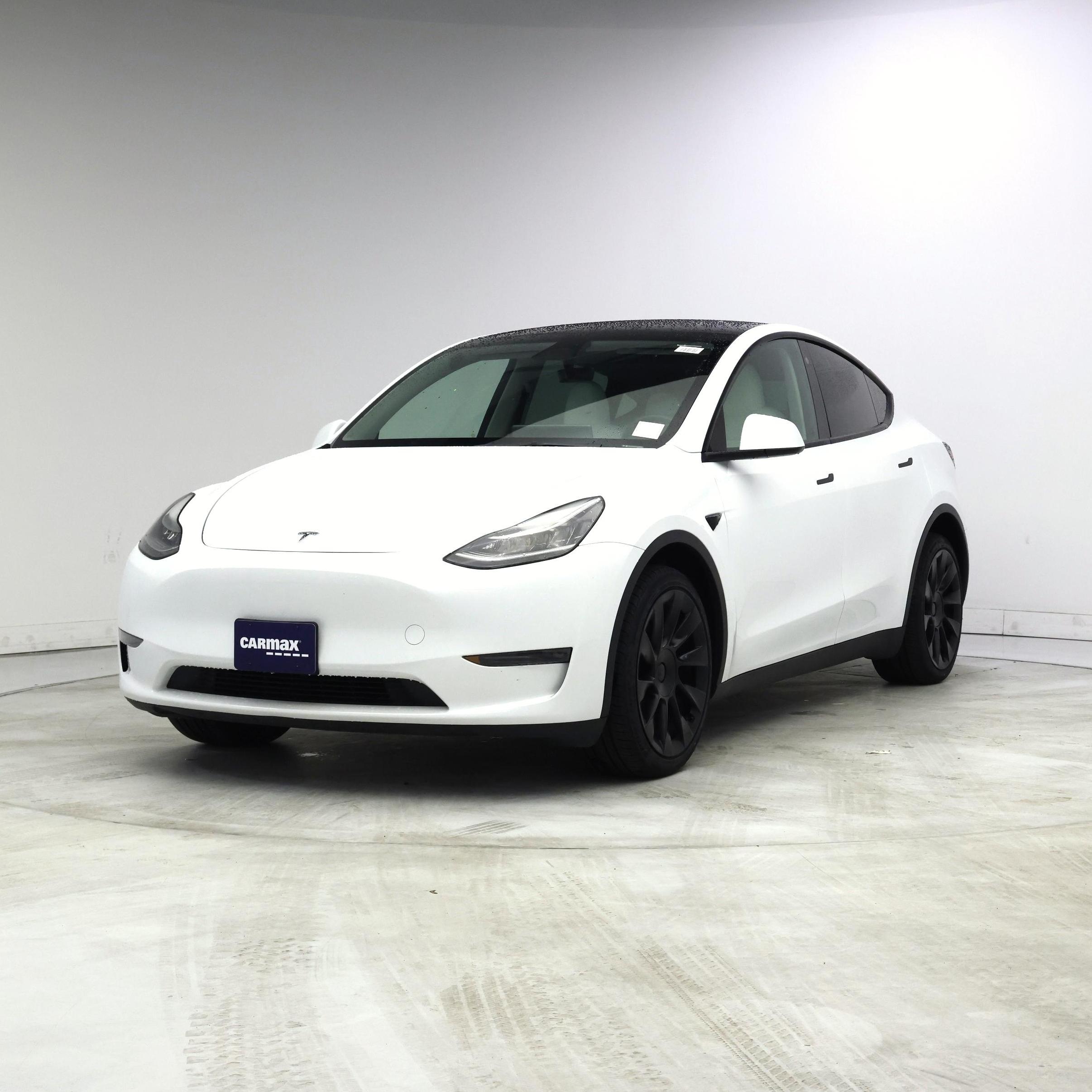 Thumbnail: 2023 Tesla Model Y - 4