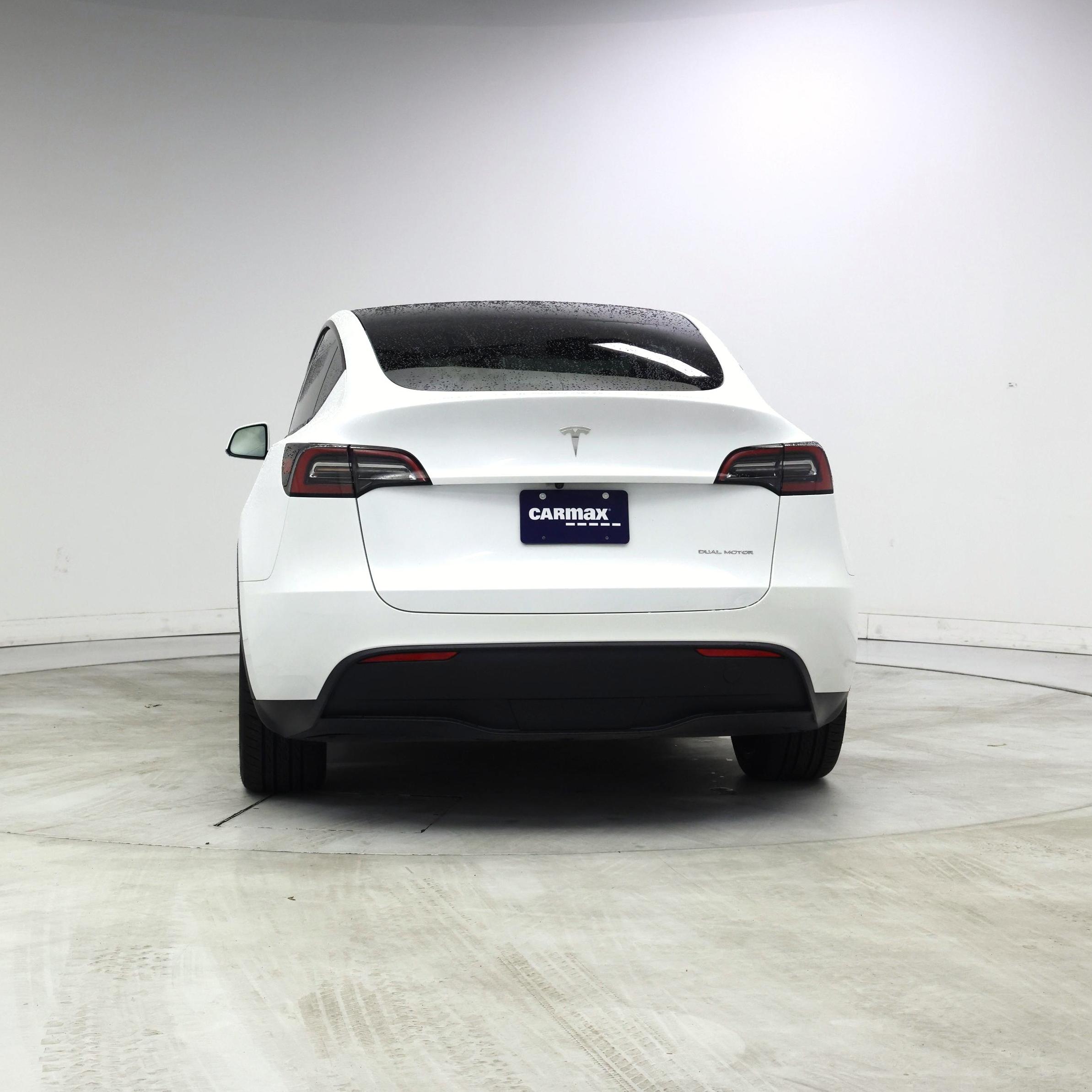 Thumbnail: 2023 Tesla Model Y - 6
