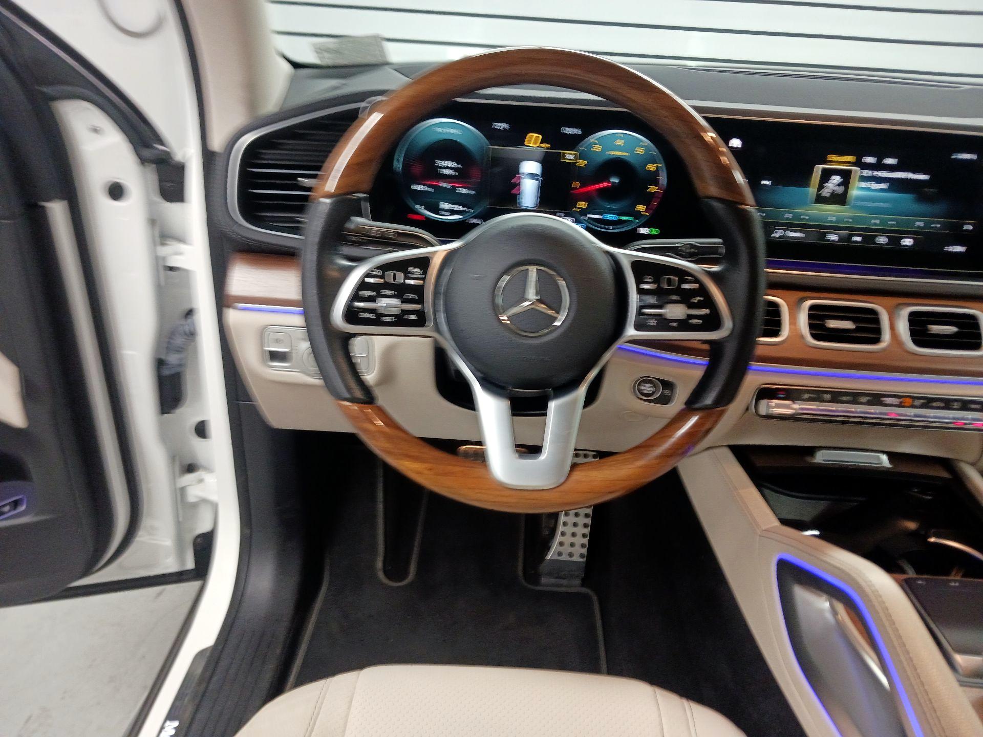 Thumbnail: 2022 Mercedes-Benz GLS - 10