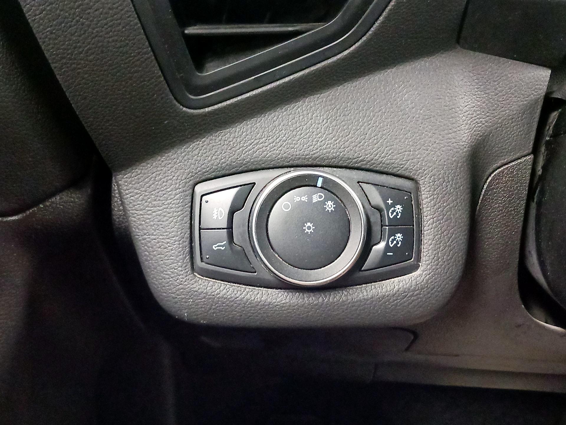 Thumbnail: 2017 Ford Escape - 13