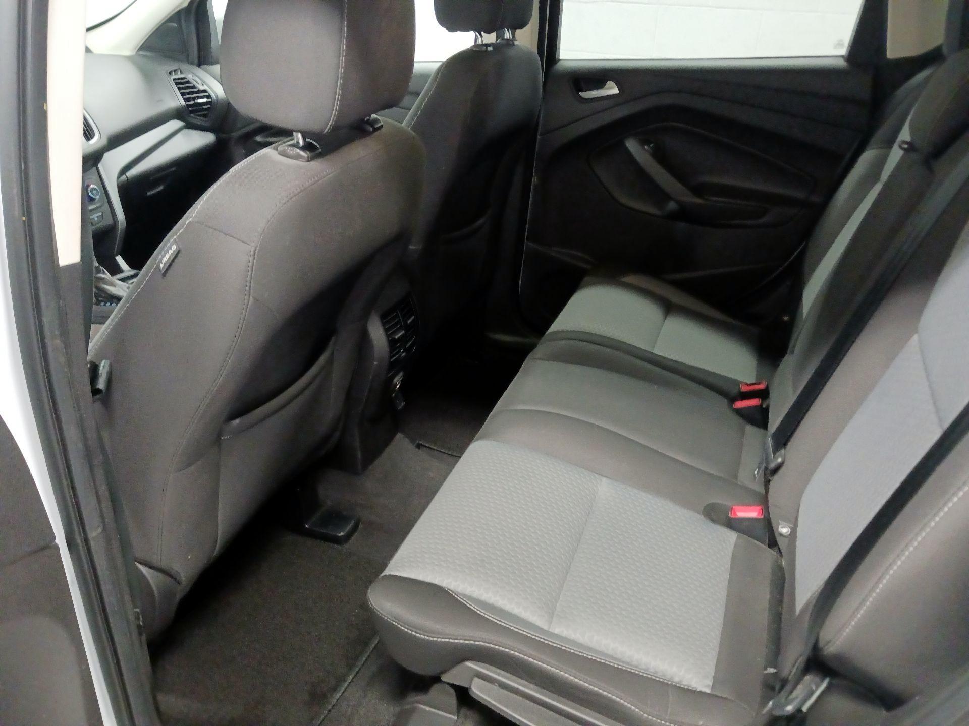 Thumbnail: 2017 Ford Escape - 19