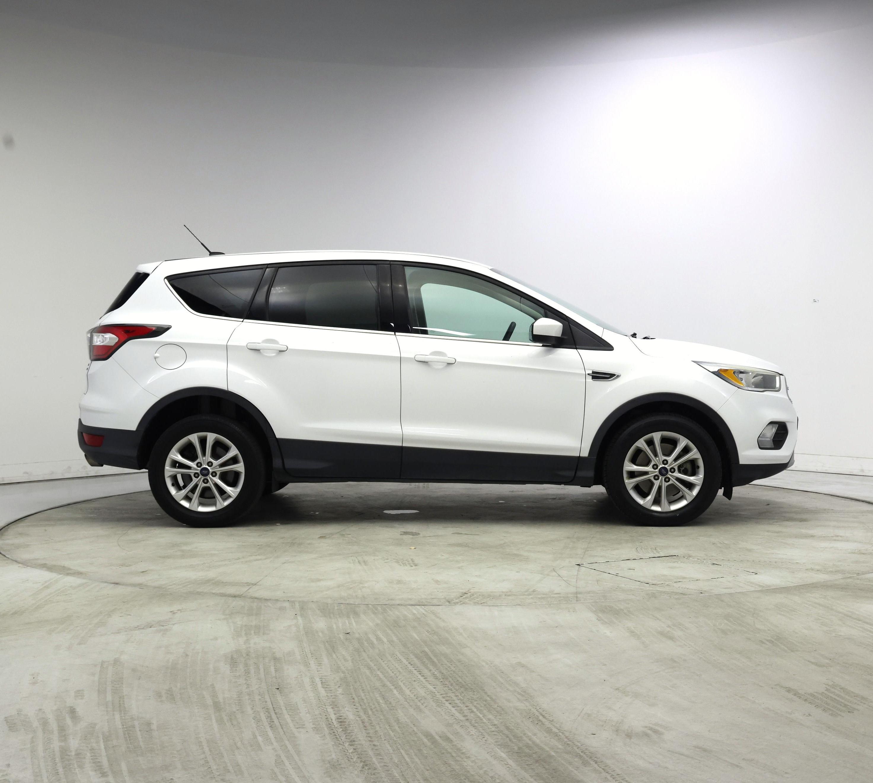 Thumbnail: 2017 Ford Escape - 7