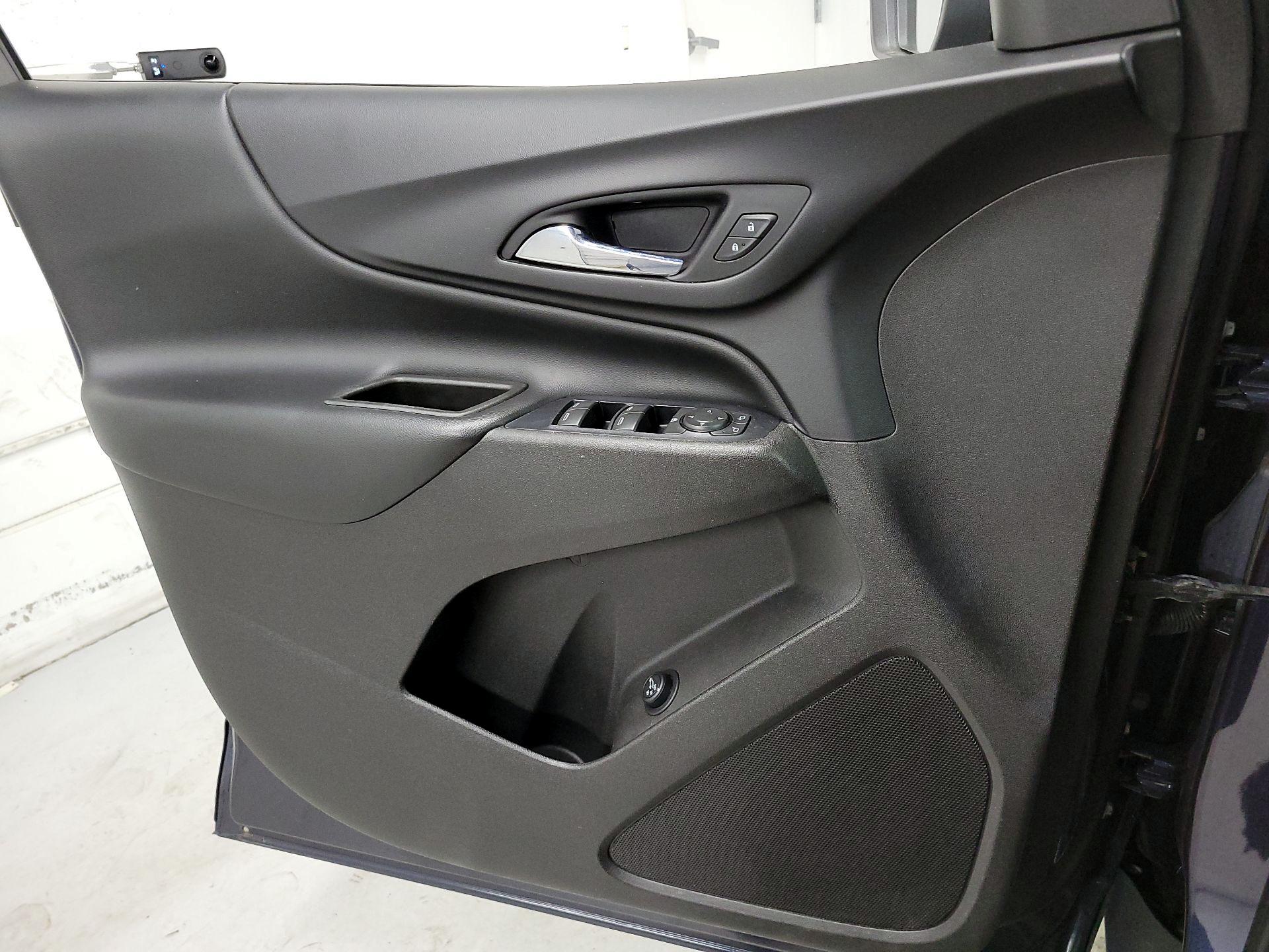 Thumbnail: 2019 Chevrolet Equinox - 12