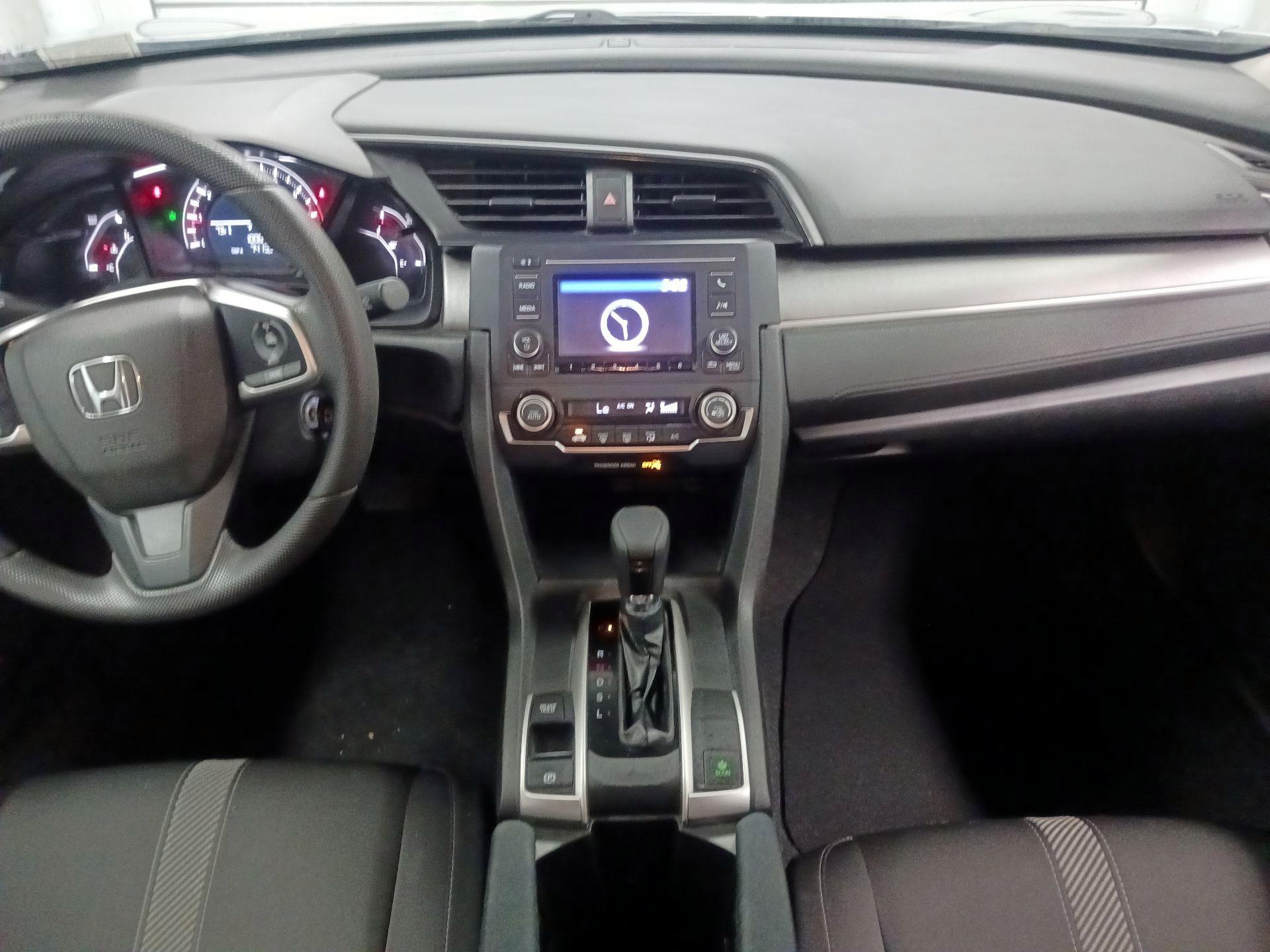 Thumbnail: 2018 Honda Civic - 9