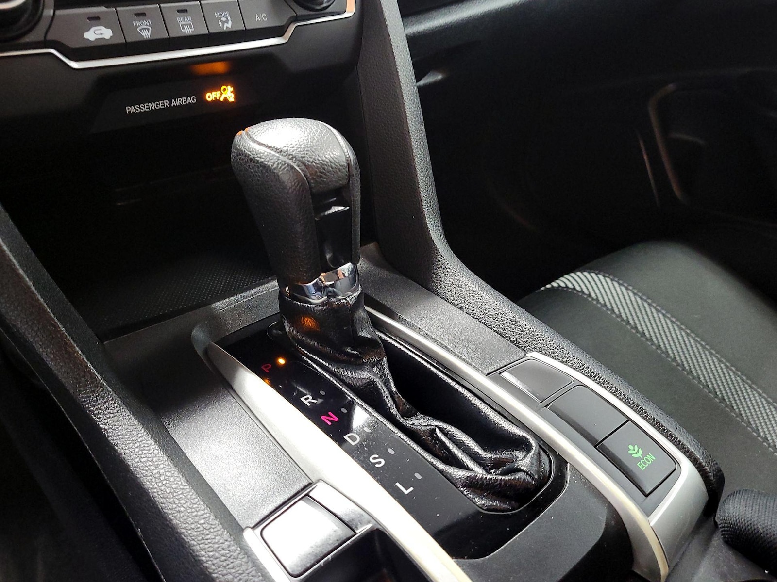 2018 Honda Civic LX - Photo 16