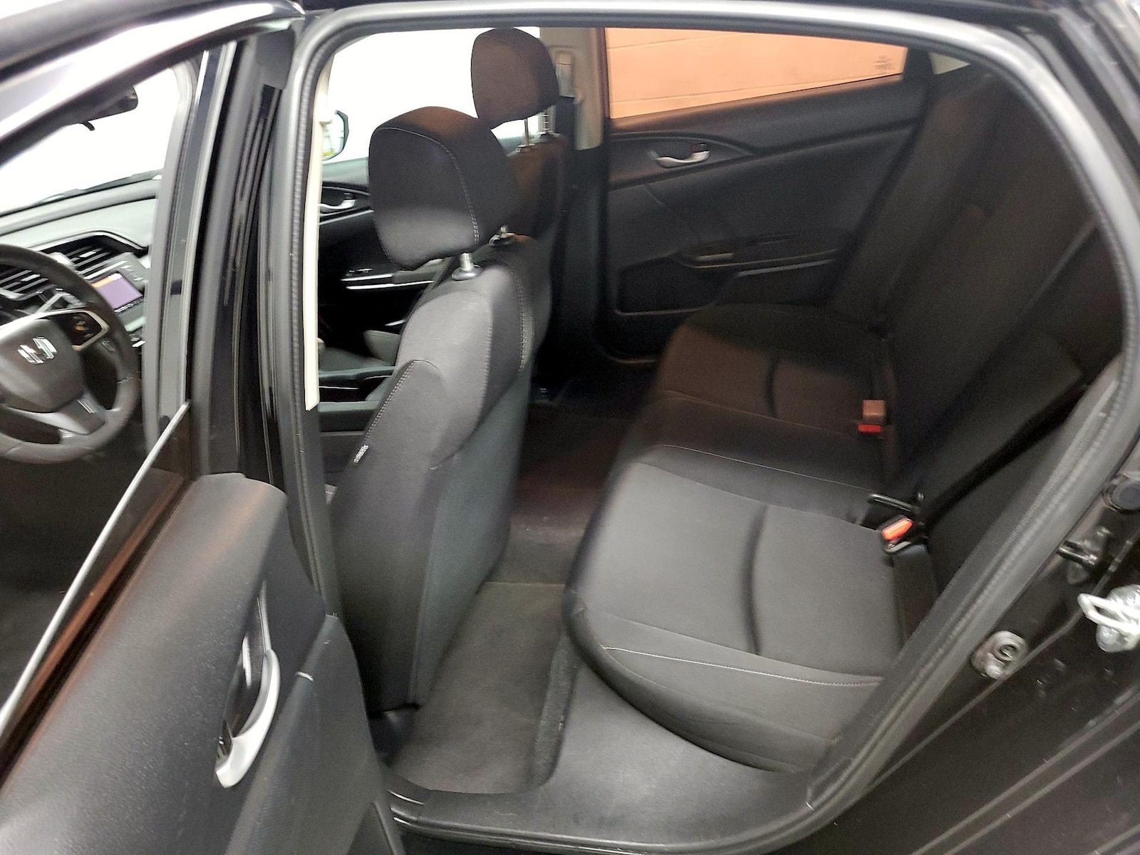 2018 Honda Civic LX - Photo 17