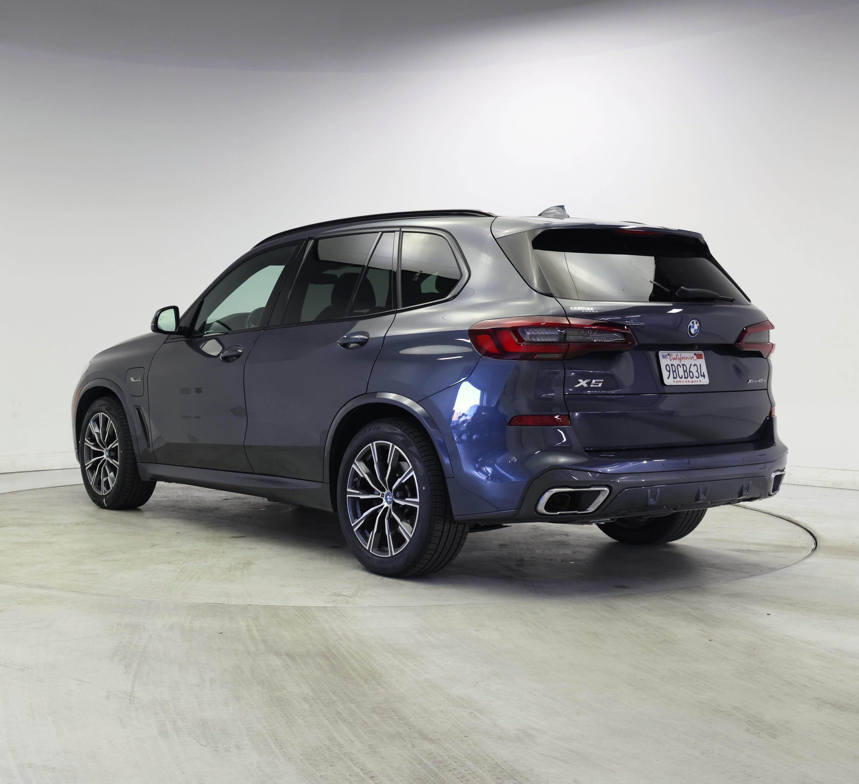Thumbnail: 2022 BMW X5 - 2