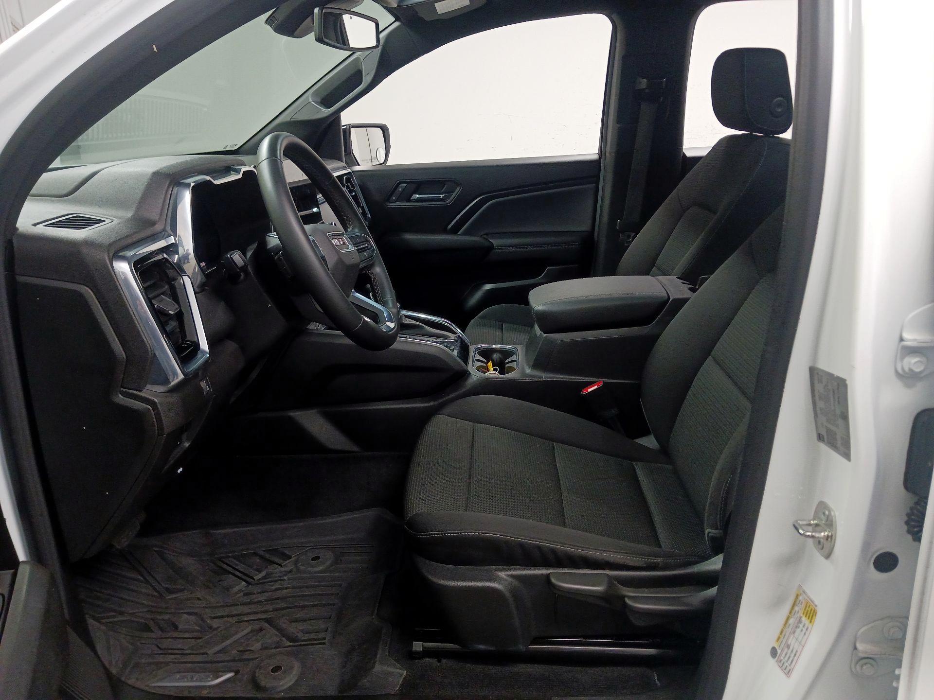 Thumbnail: 2023 GMC Canyon - 11