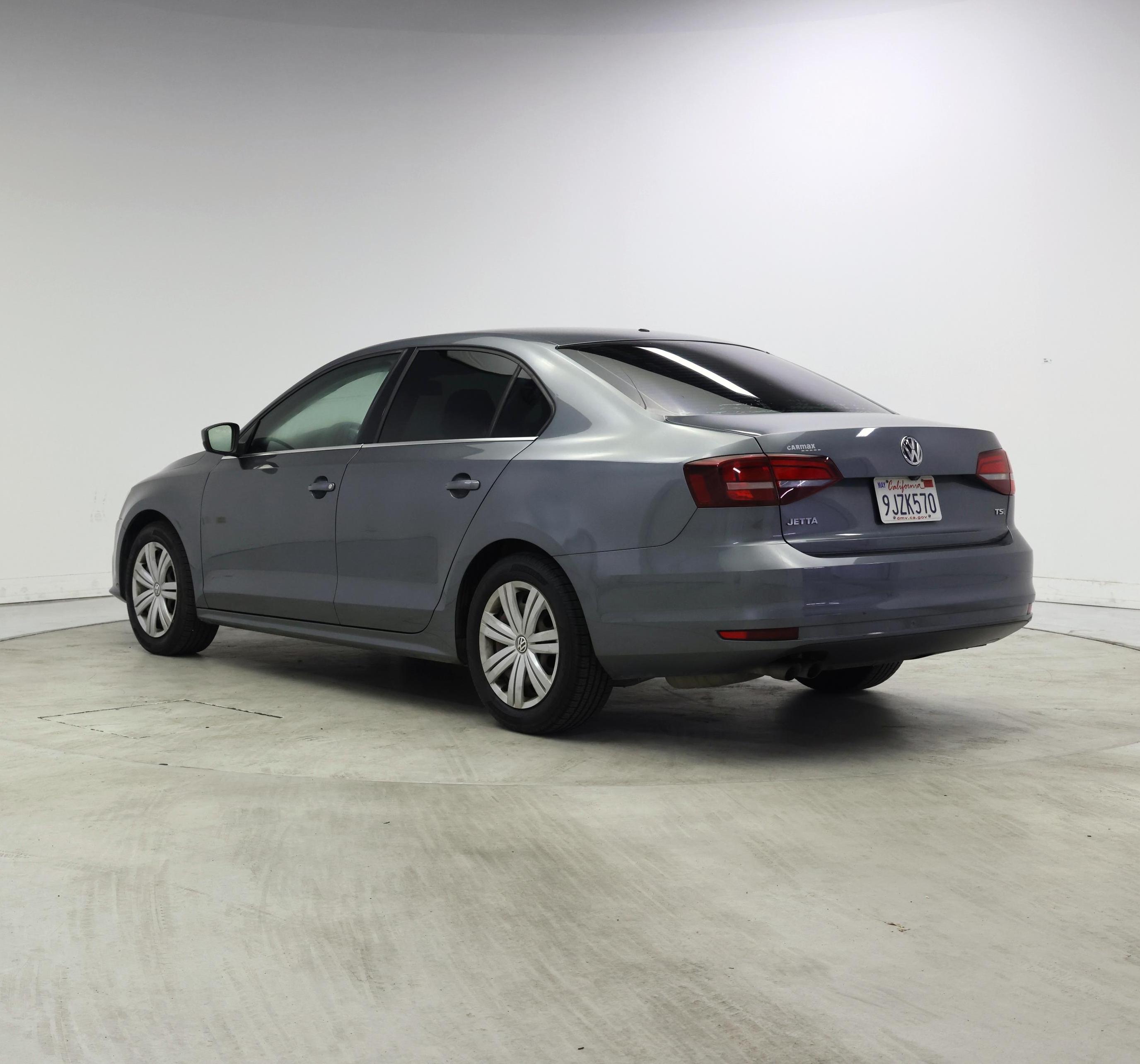 Thumbnail: 2017 Volkswagen Jetta - 2
