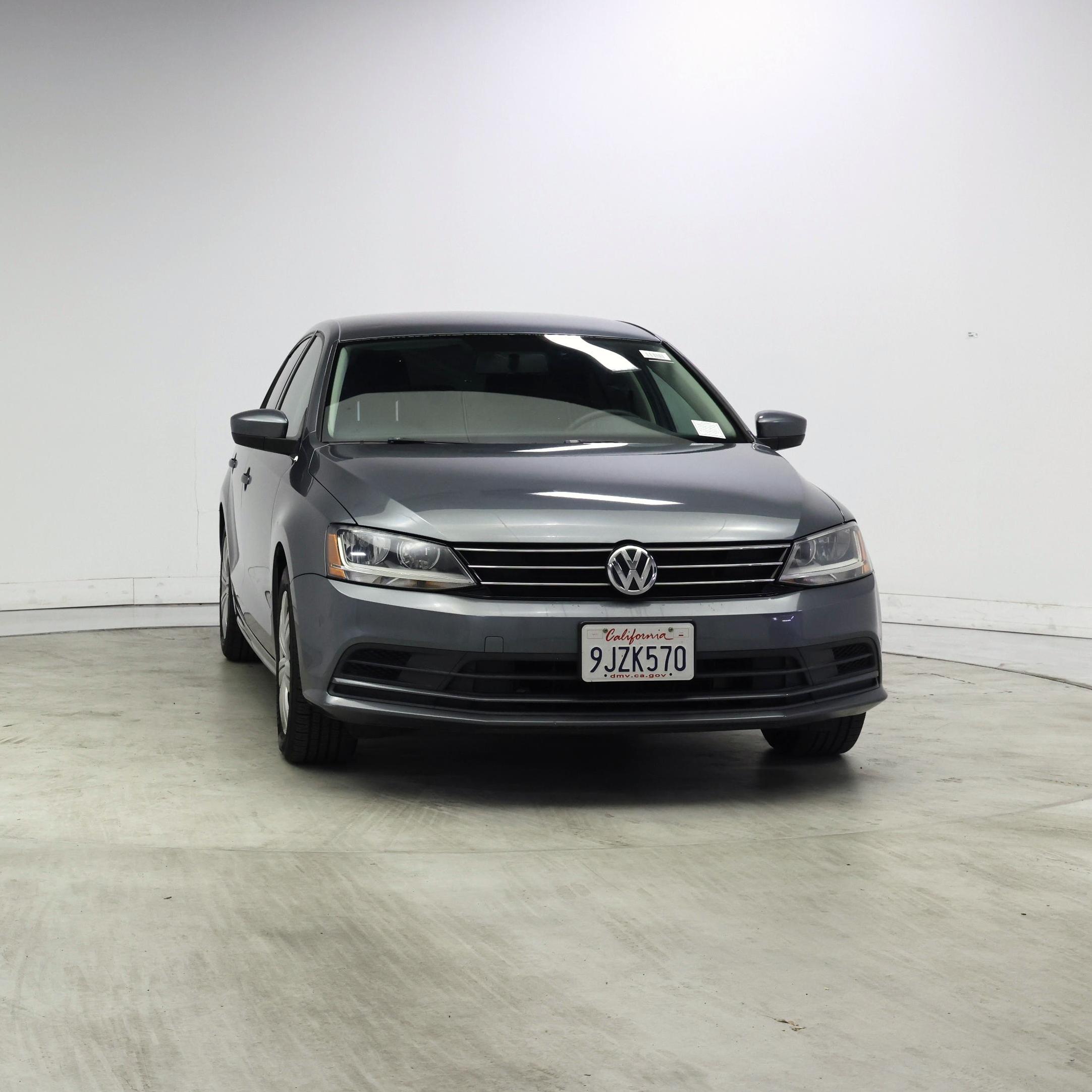 Thumbnail: 2017 Volkswagen Jetta - 5
