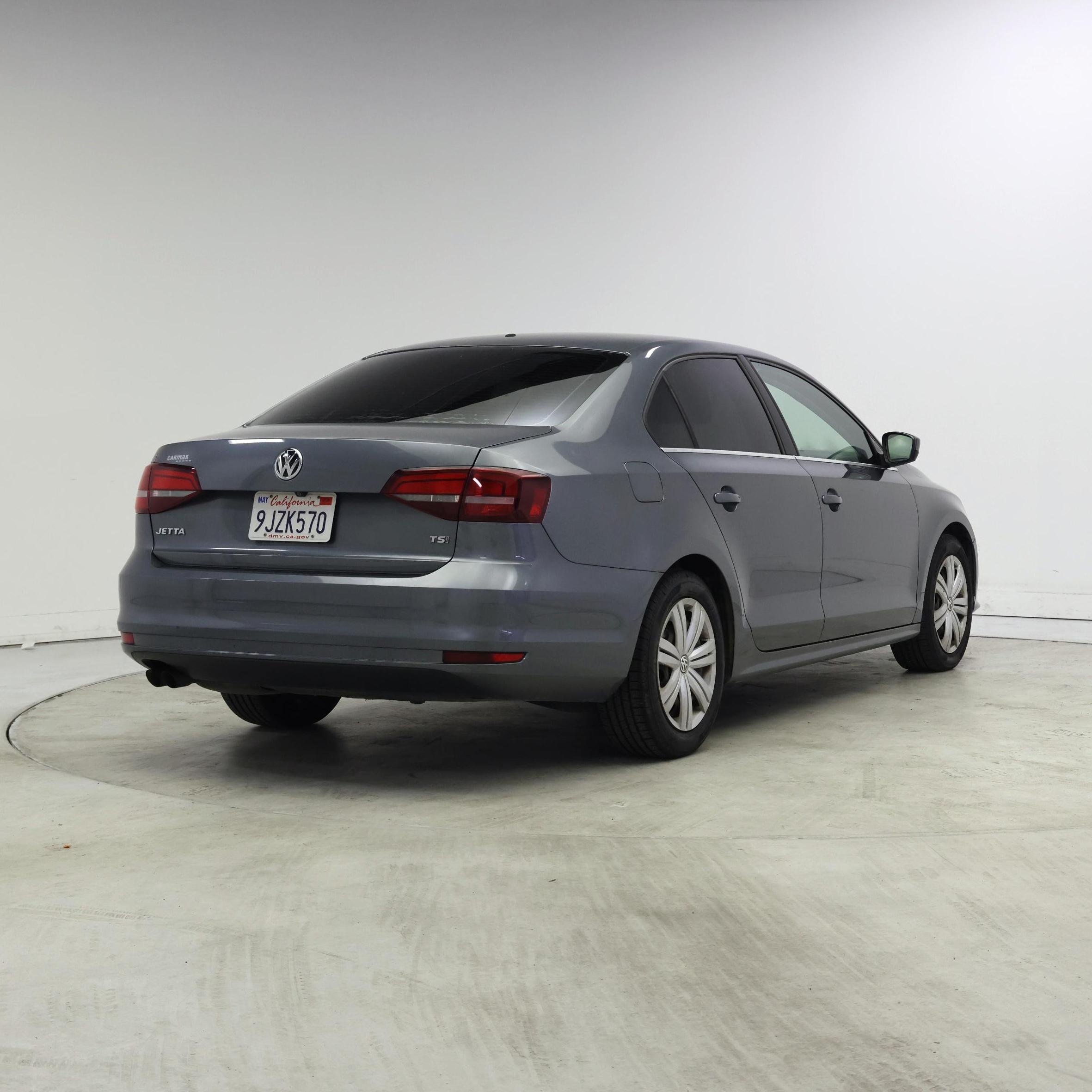 Thumbnail: 2017 Volkswagen Jetta - 8