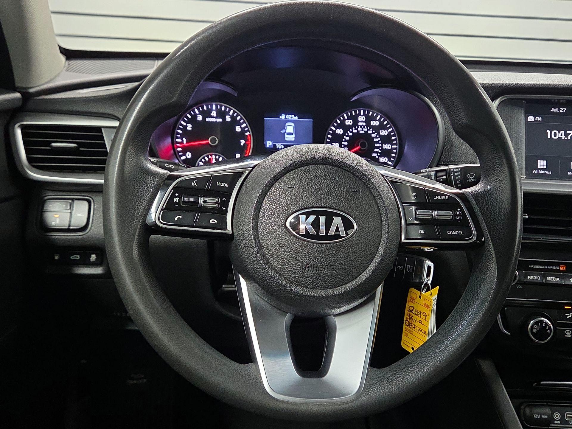 Thumbnail: 2019 Kia Optima - 10