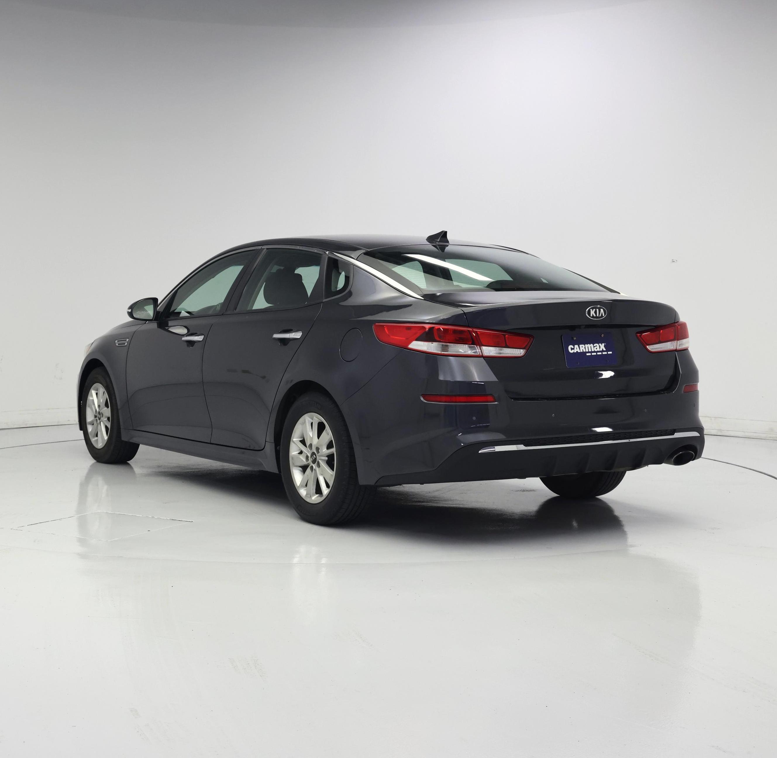 Thumbnail: 2019 Kia Optima - 2