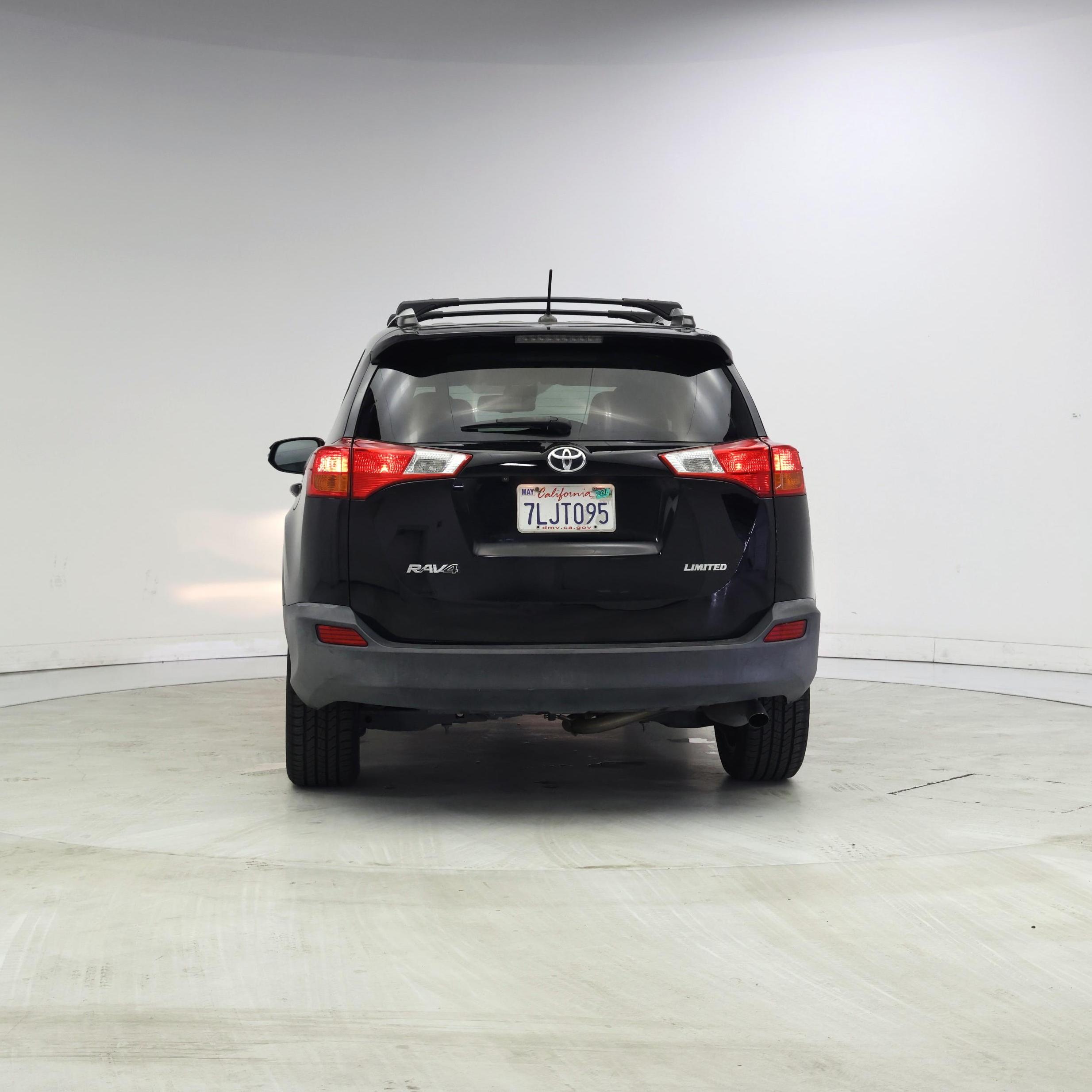 Thumbnail: 2015 Toyota RAV4 - 6