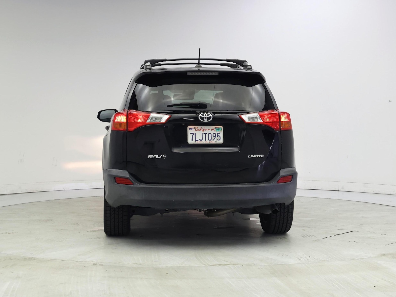 2015 Toyota RAV4 Limited - Photo 7