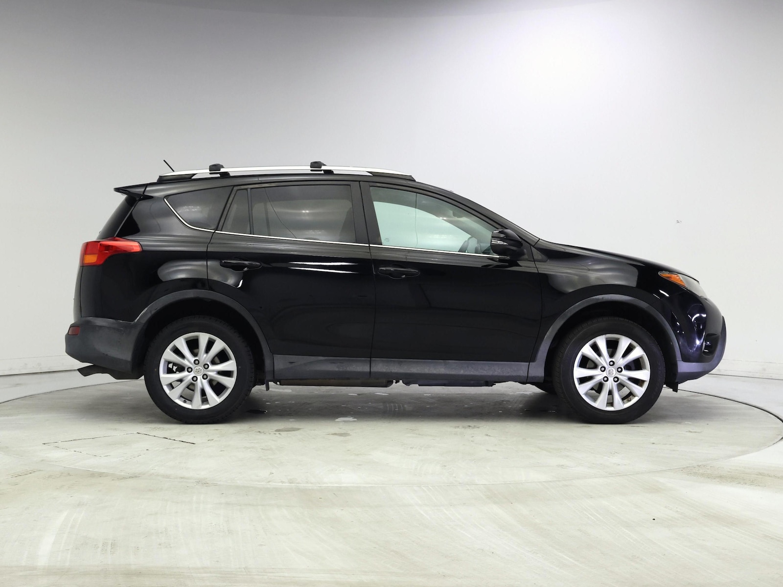 2015 Toyota RAV4 Limited - Photo 8