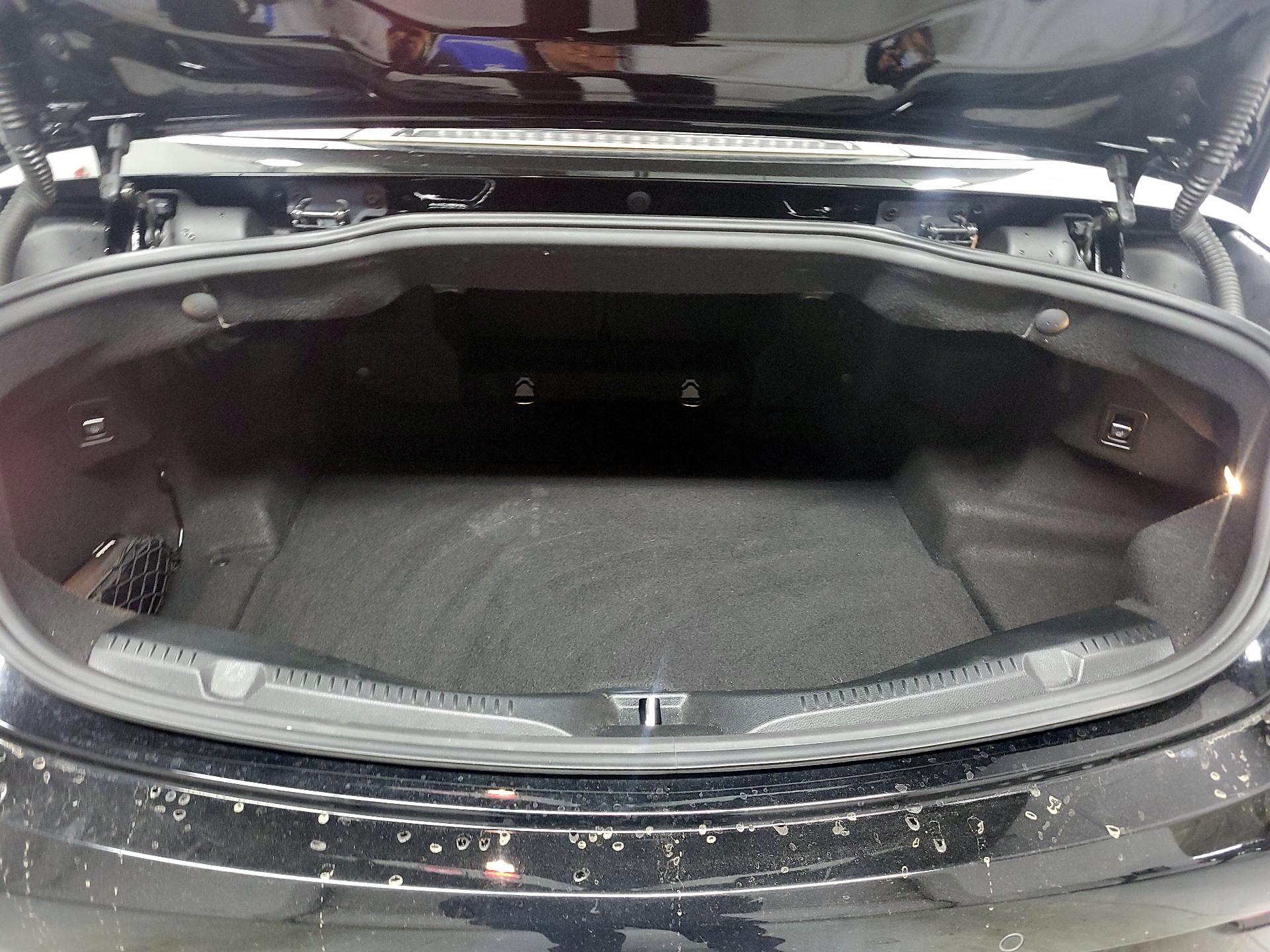 Thumbnail: 2019 Mercedes-Benz E-Class - 17
