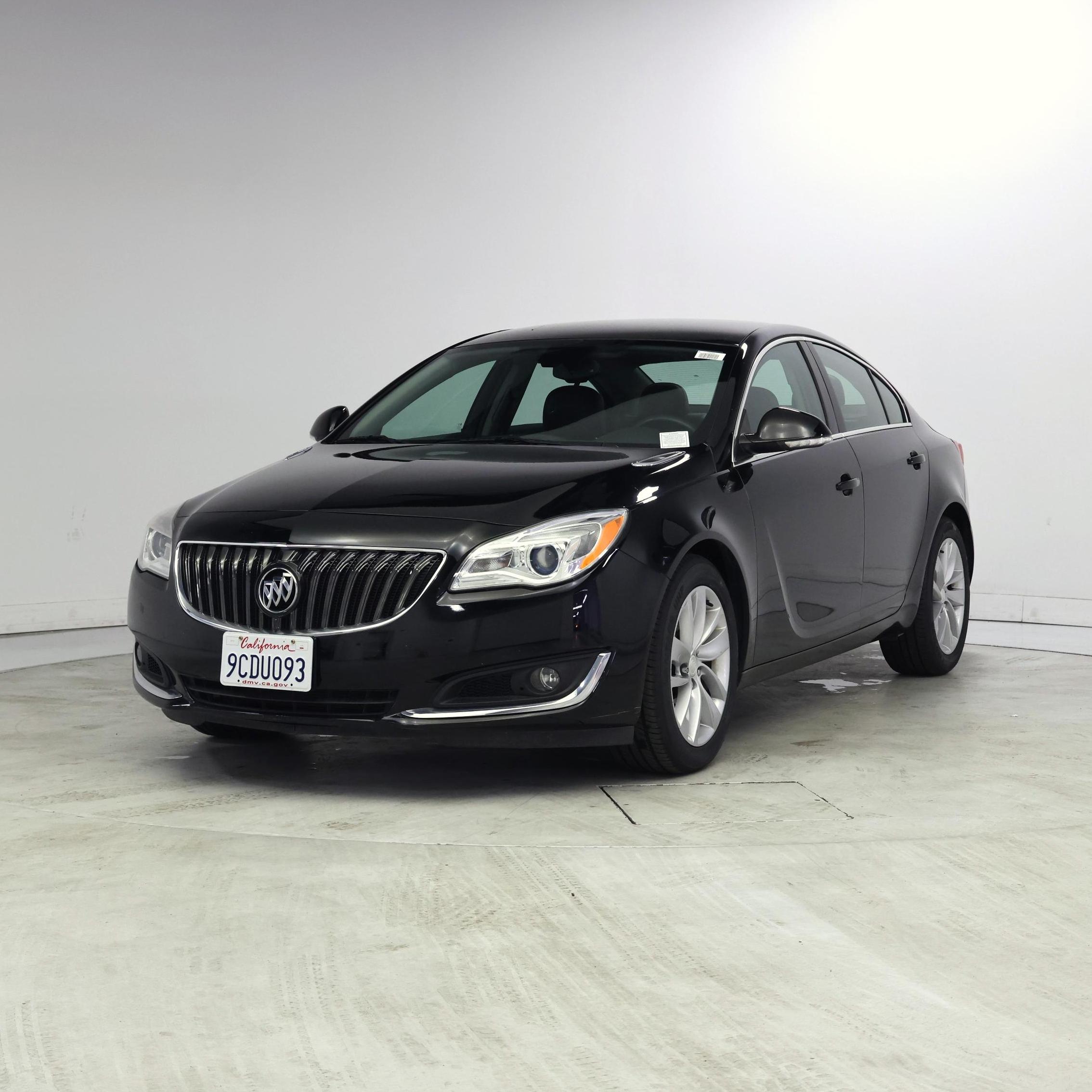 Thumbnail: 2015 Buick Regal - 4