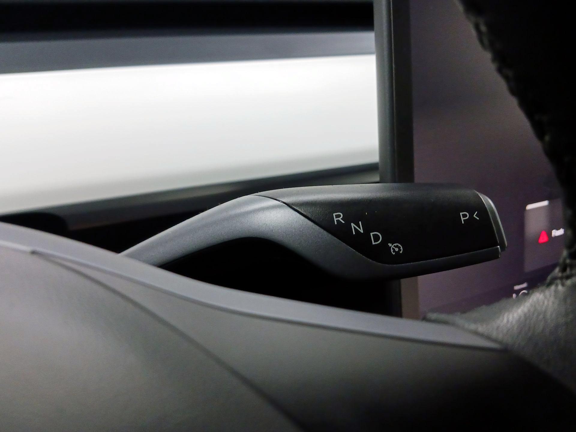Thumbnail: 2023 Tesla Model 3 - 15