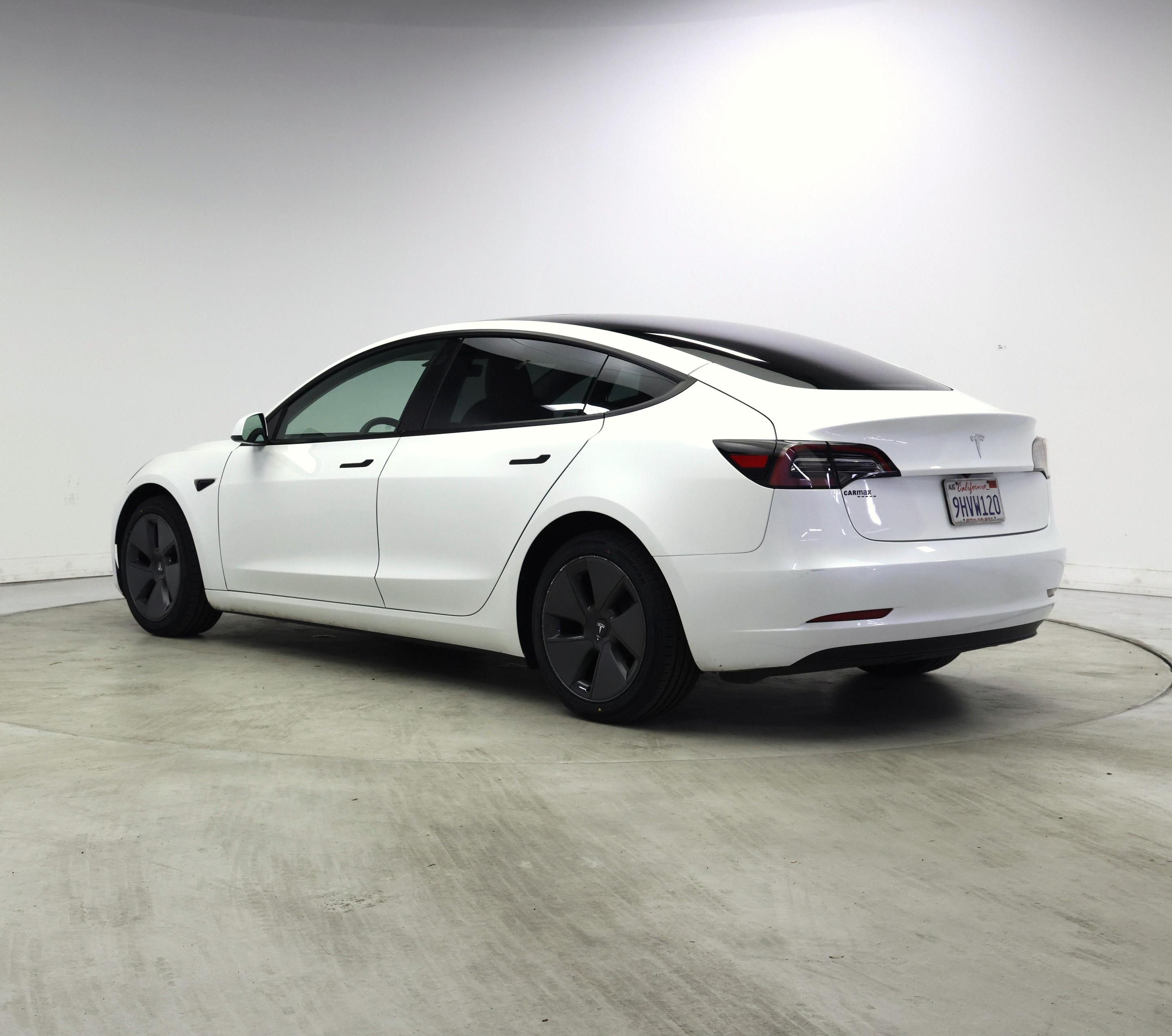 Thumbnail: 2023 Tesla Model 3 - 2