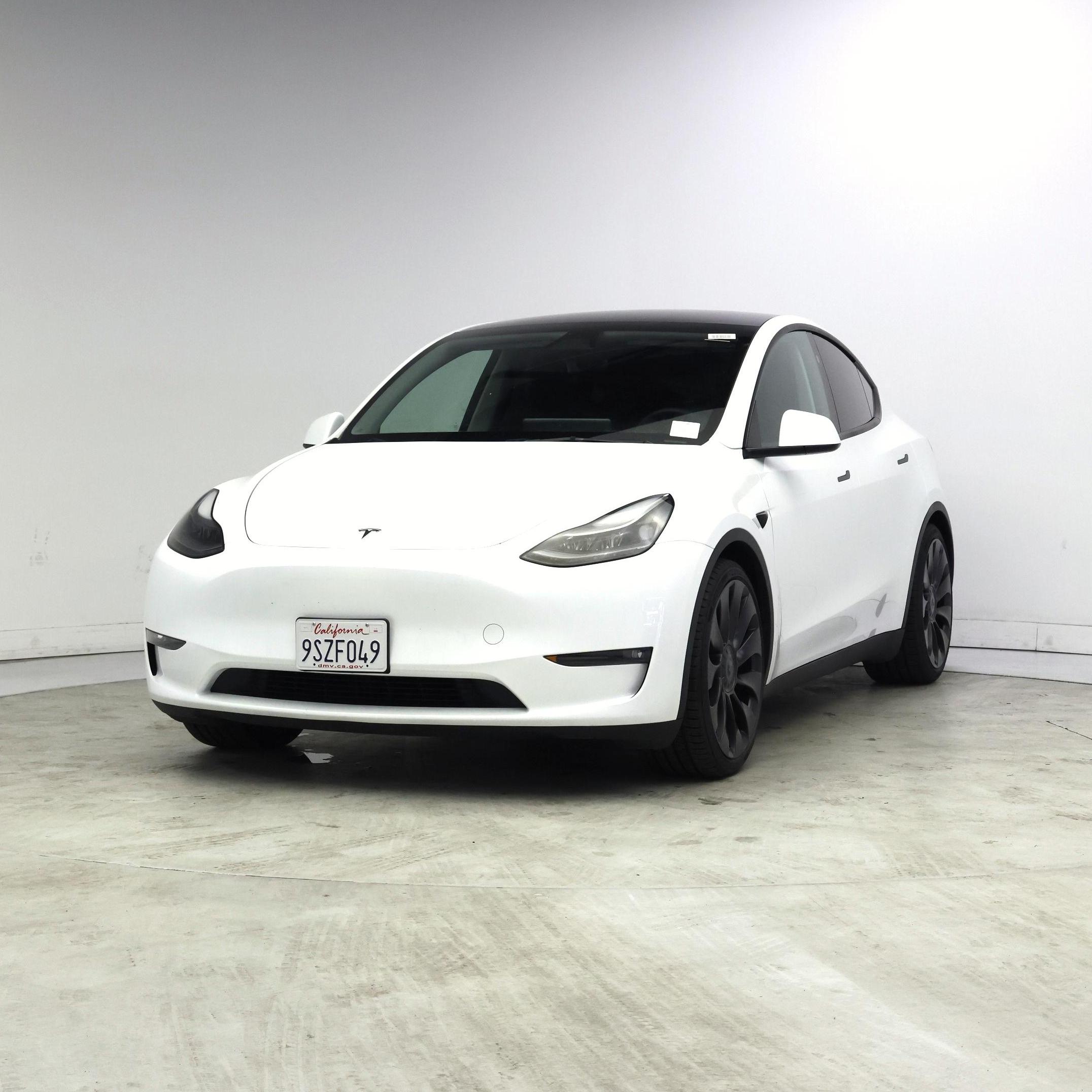 Thumbnail: 2023 Tesla Model Y - 4