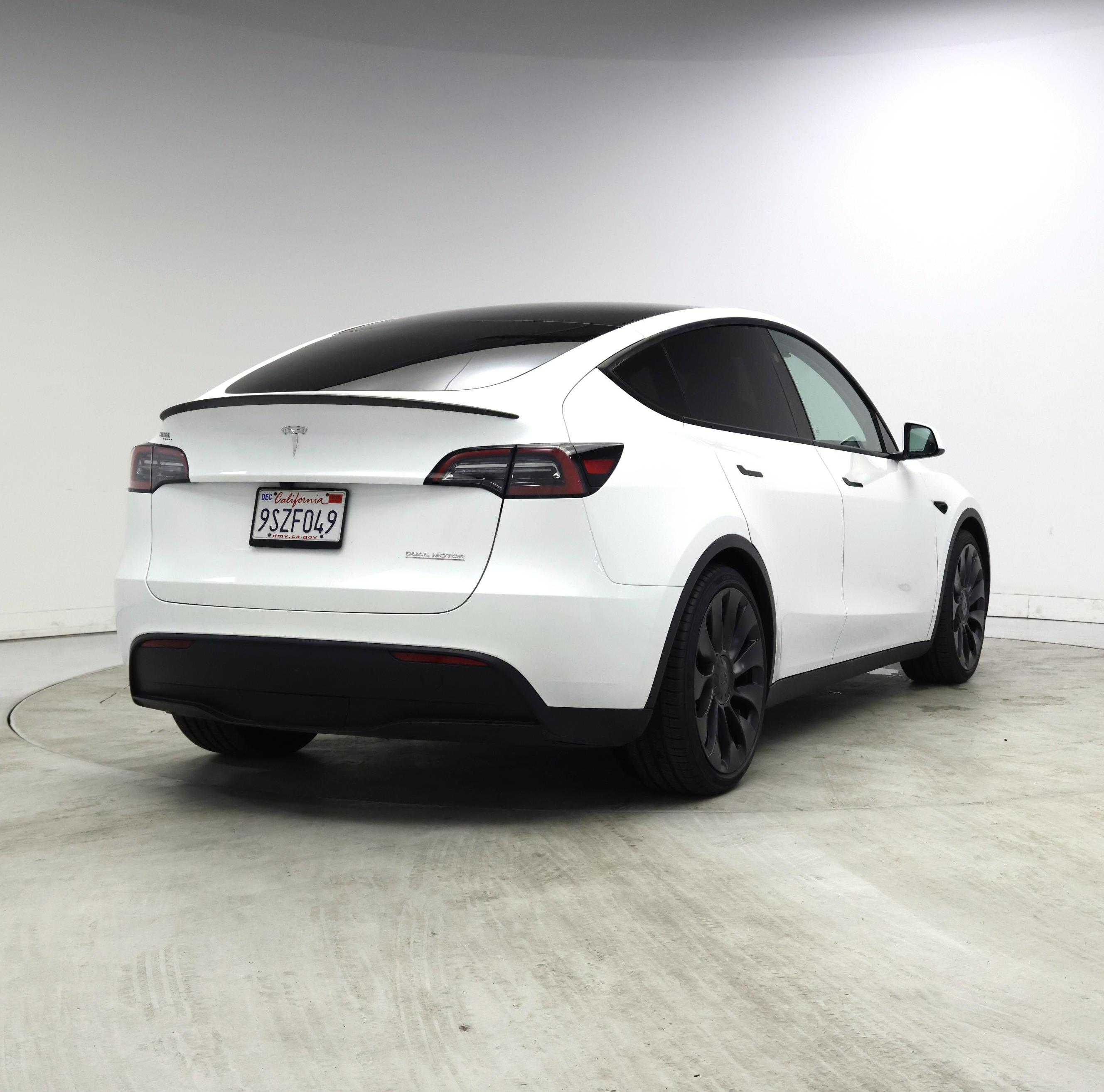 Thumbnail: 2023 Tesla Model Y - 8