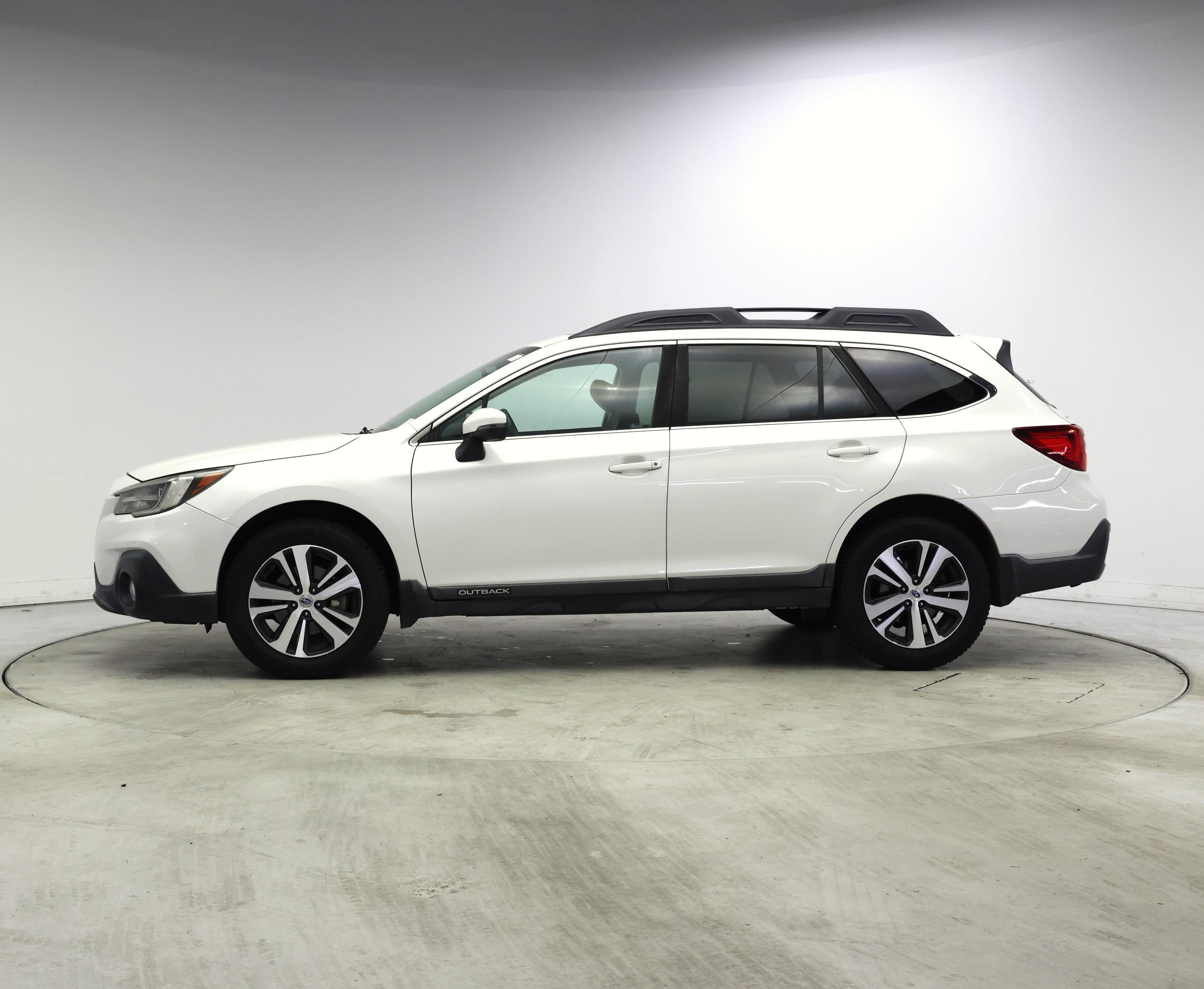 Thumbnail: 2018 Subaru Outback - 3