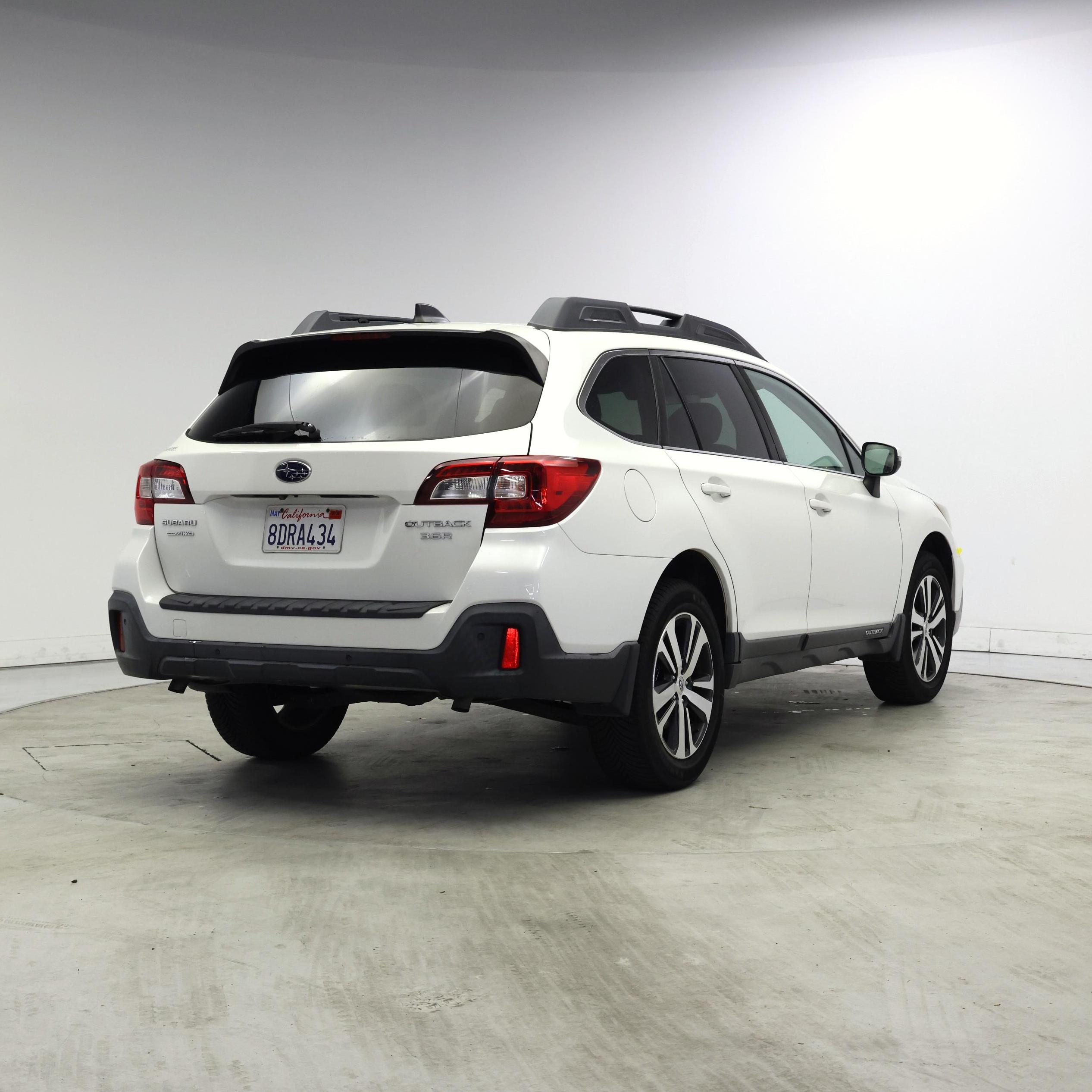 Thumbnail: 2018 Subaru Outback - 8
