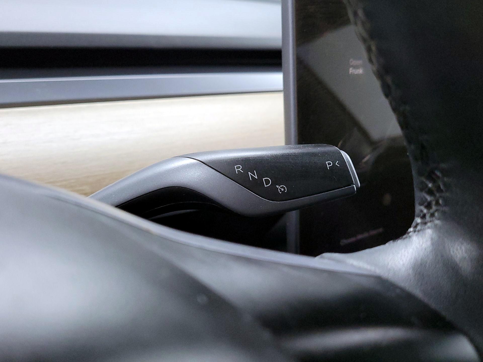 Thumbnail: 2023 Tesla Model 3 - 15