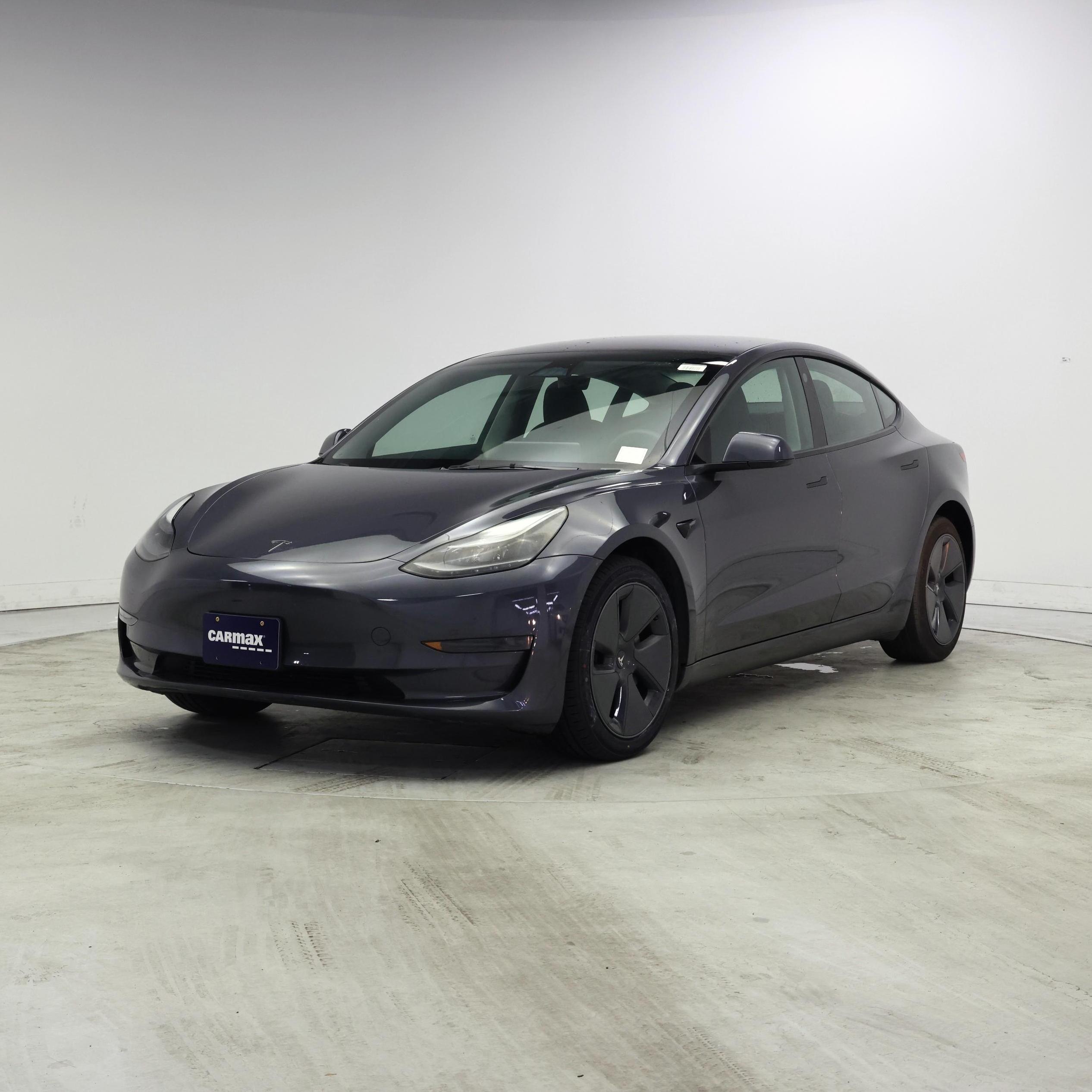 Thumbnail: 2023 Tesla Model 3 - 4